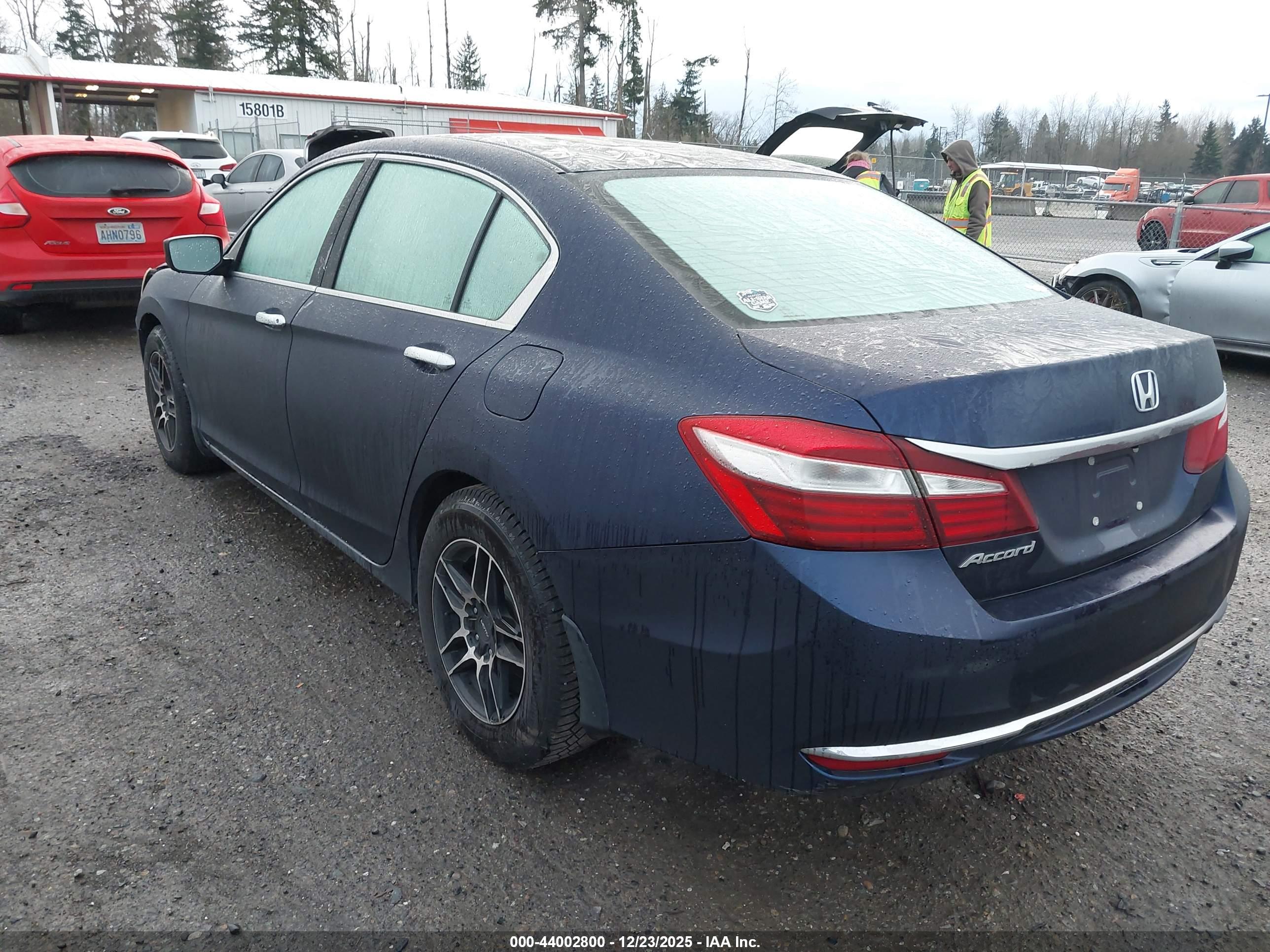 HONDA ACCORD image 3