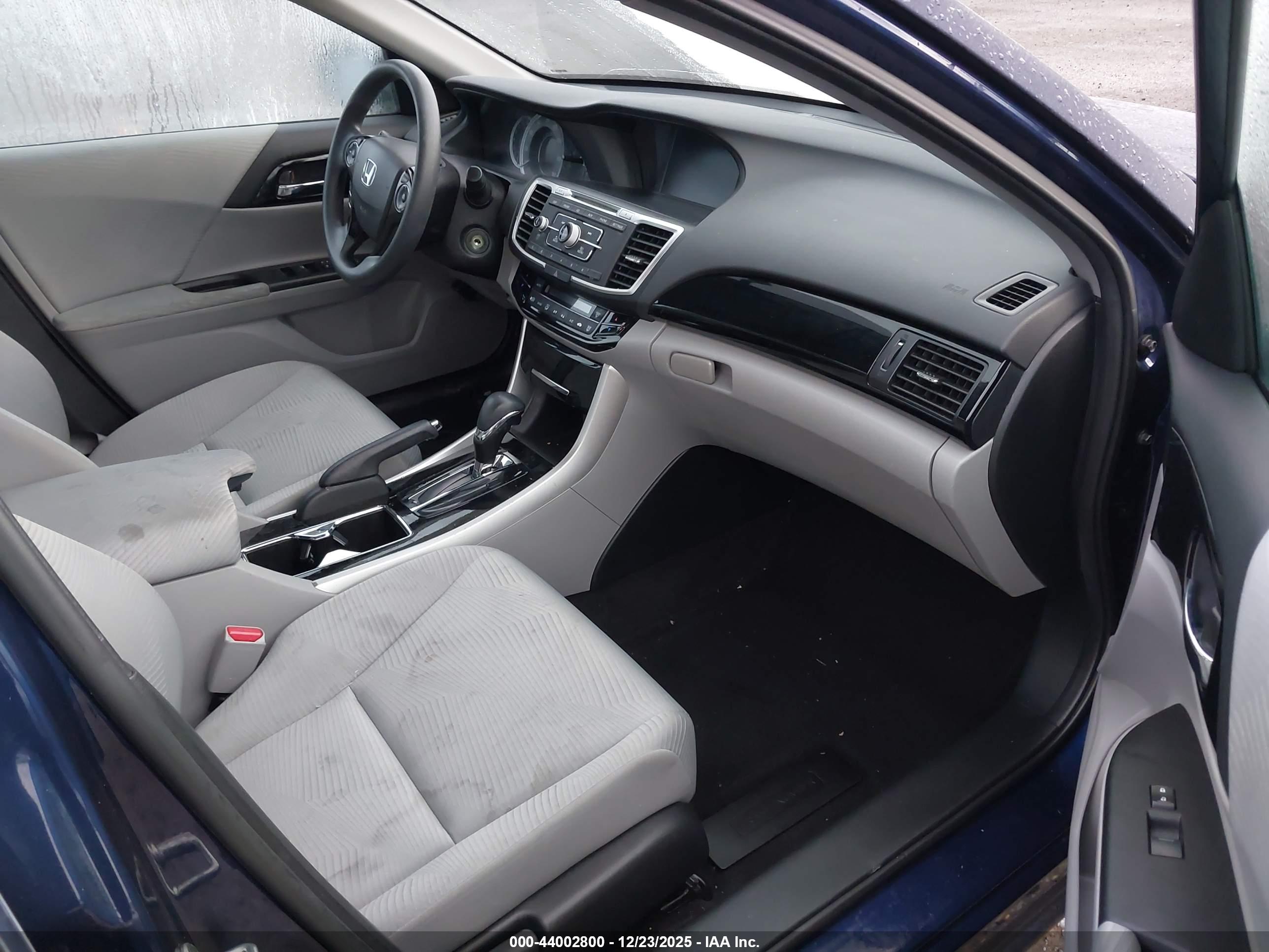 HONDA ACCORD image 5