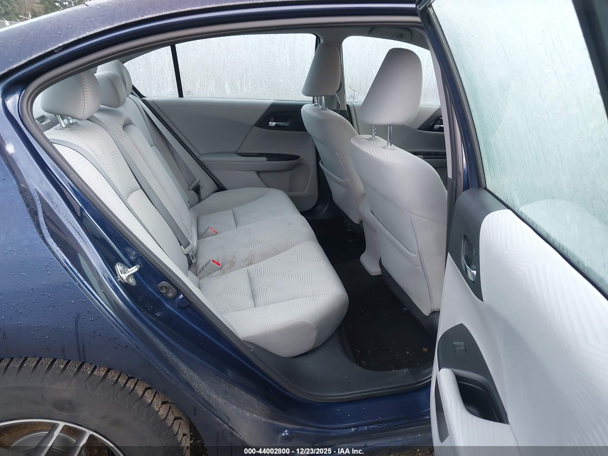 HONDA ACCORD image 8