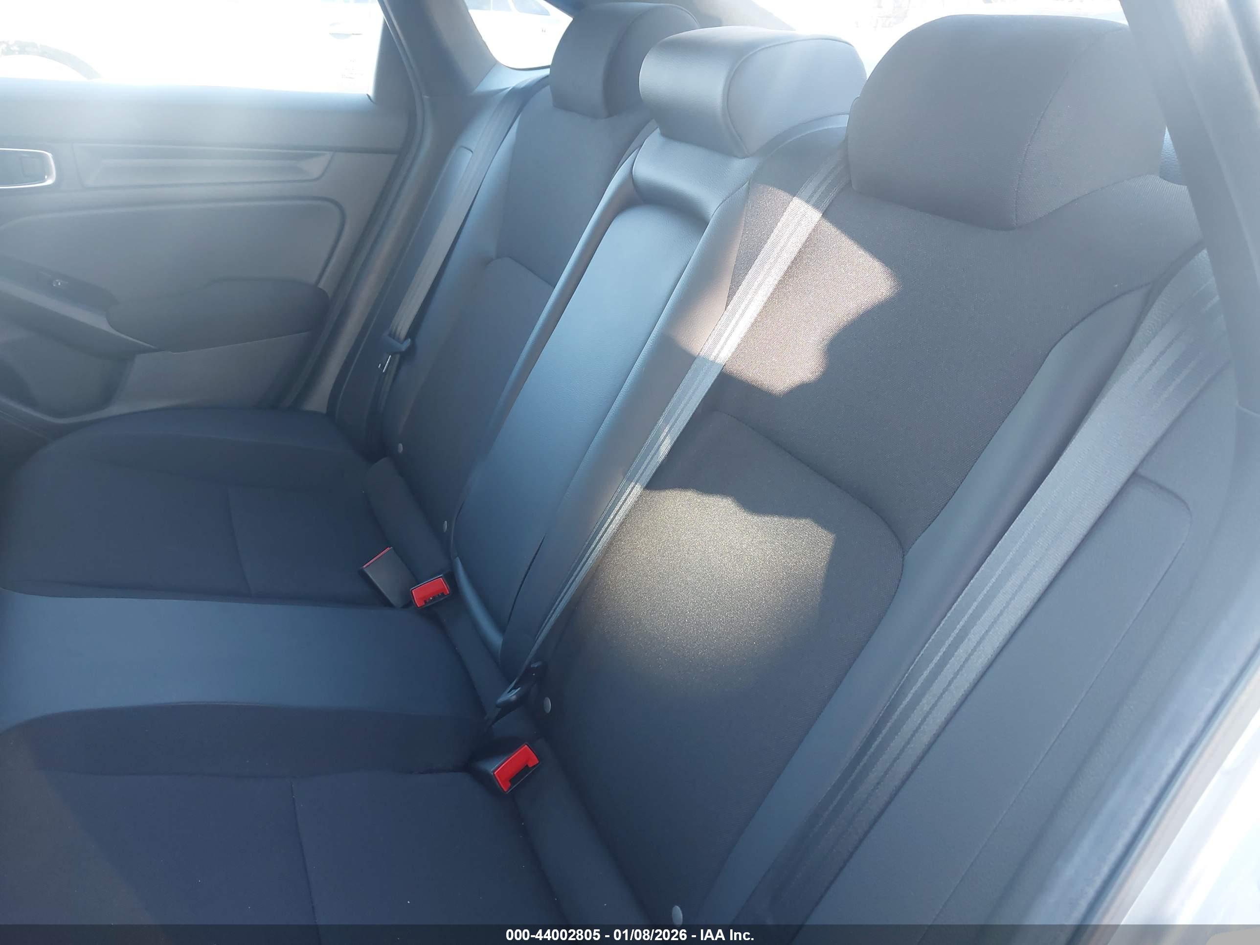HONDA CIVIC image 8