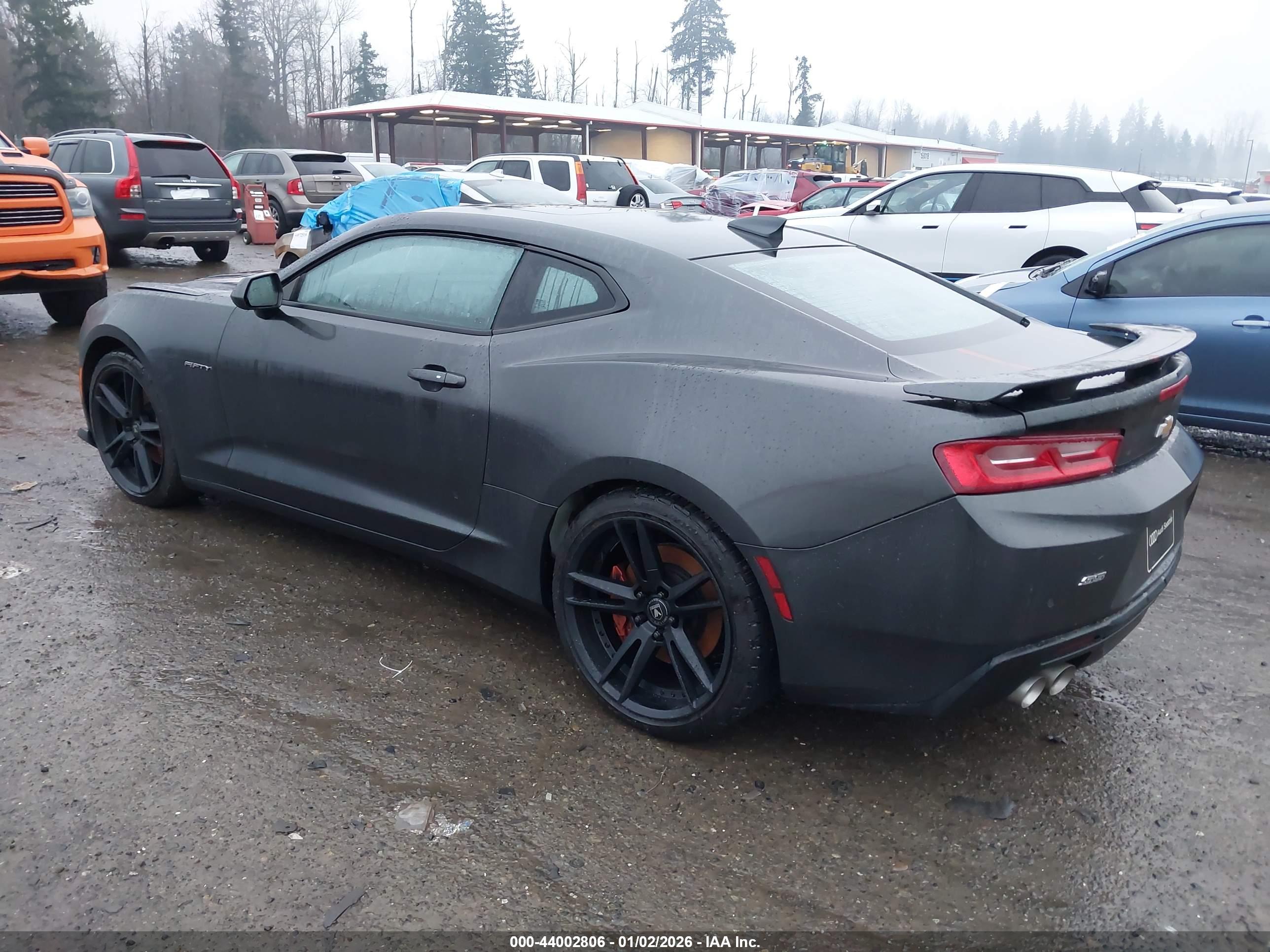 CHEVROLET CAMARO image 3