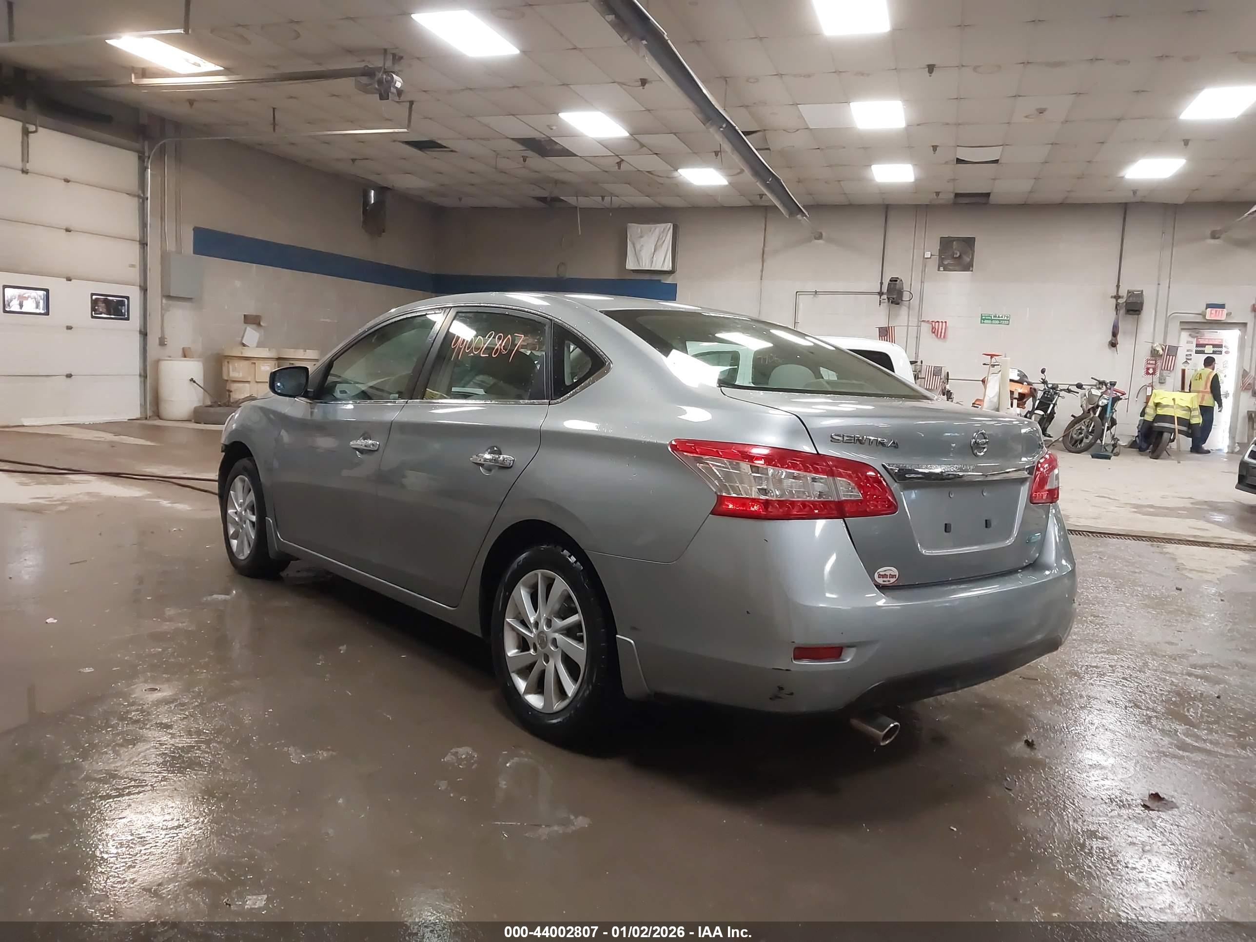 NISSAN SENTRA image 3