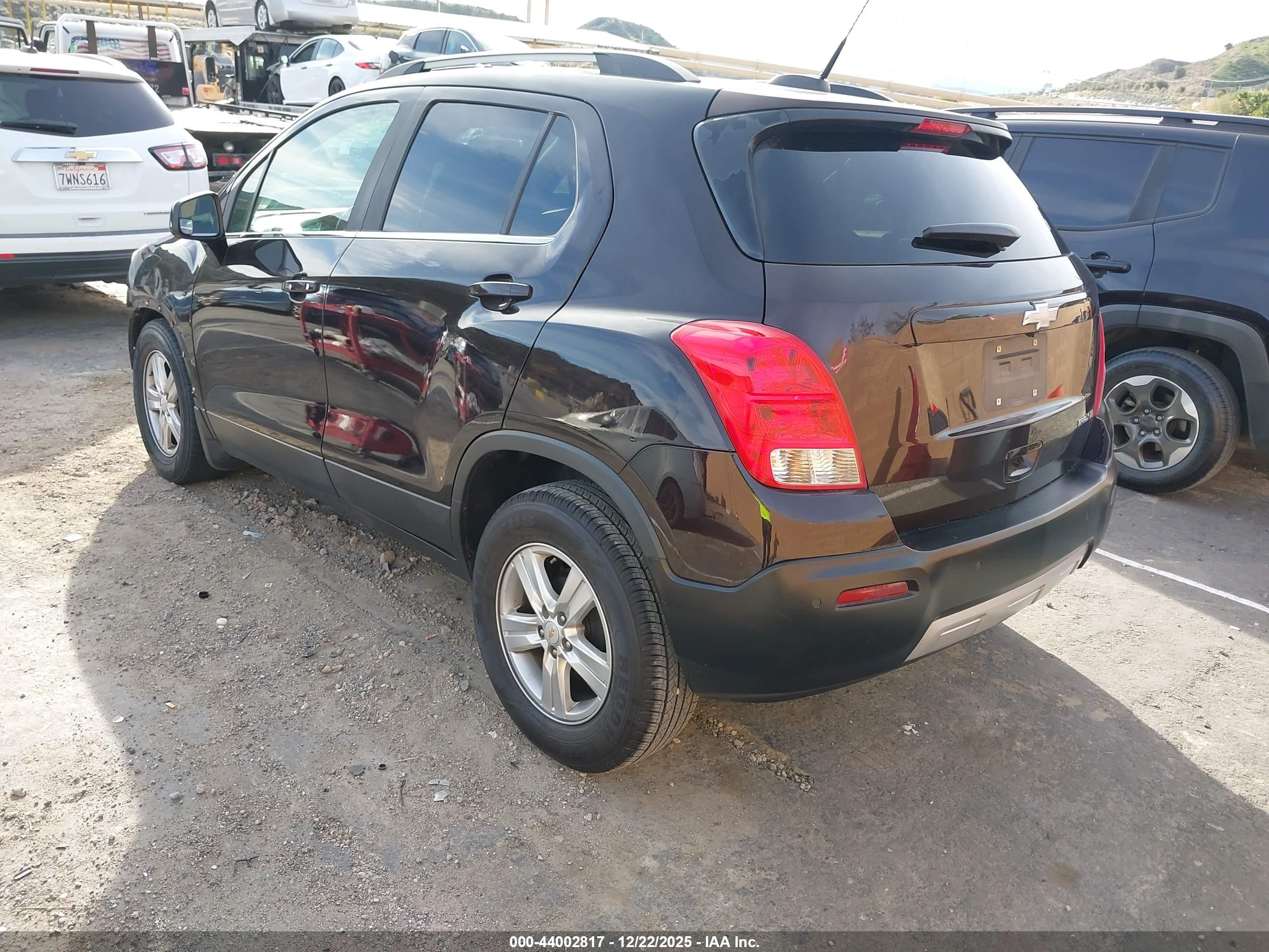 CHEVROLET TRAX image 3