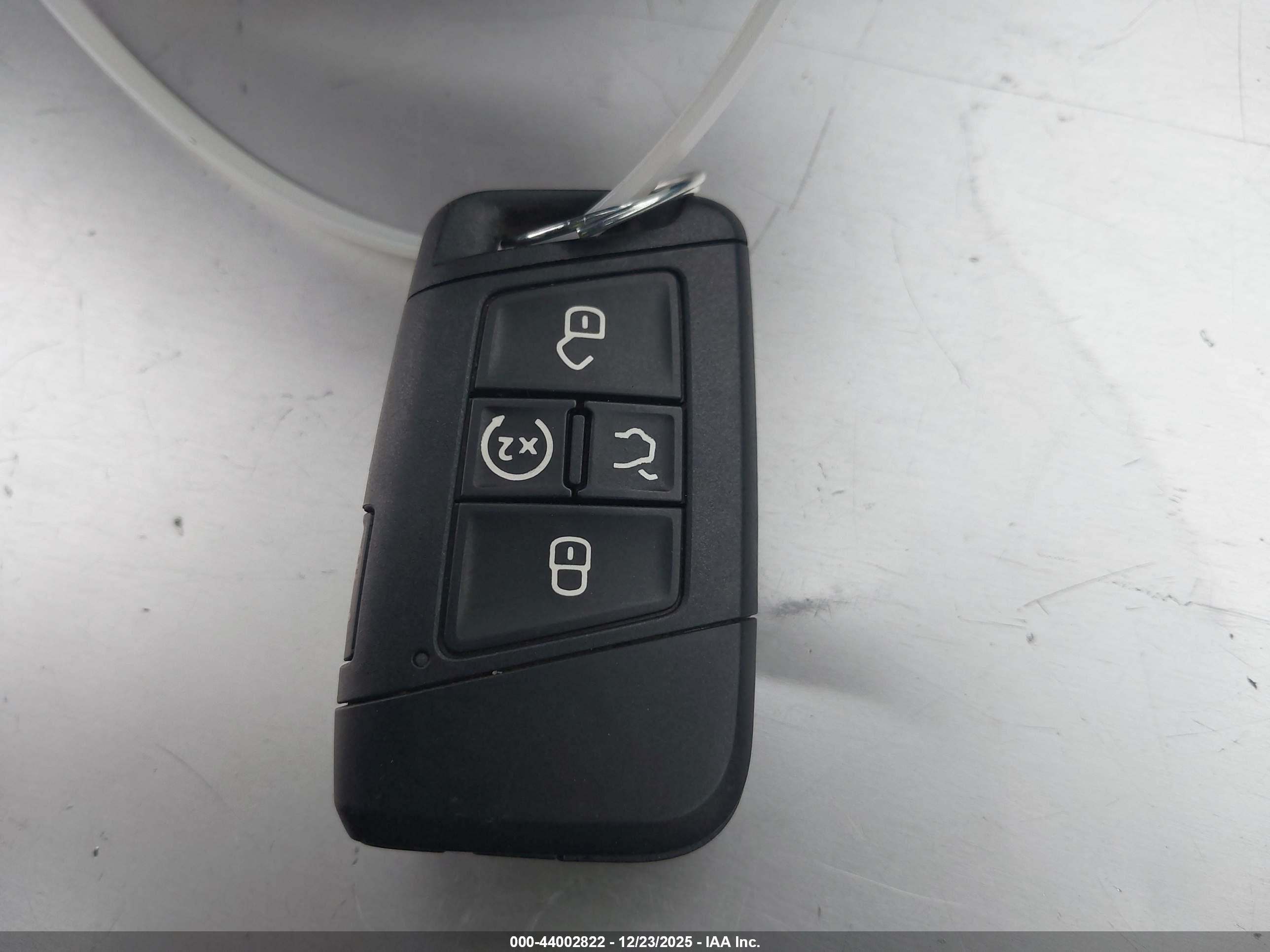 VOLKSWAGEN JETTA image 11