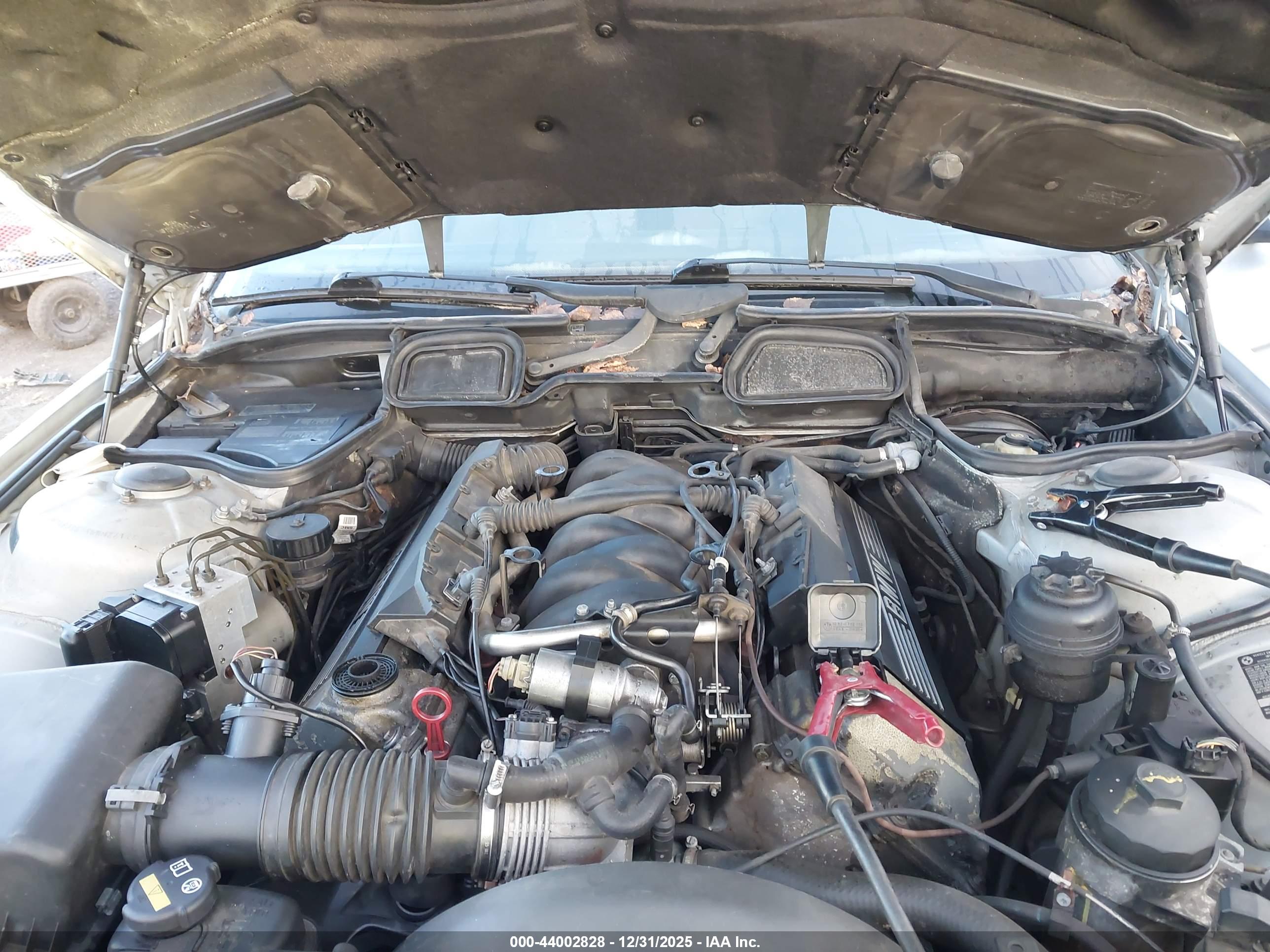 BMW 740IL image 10