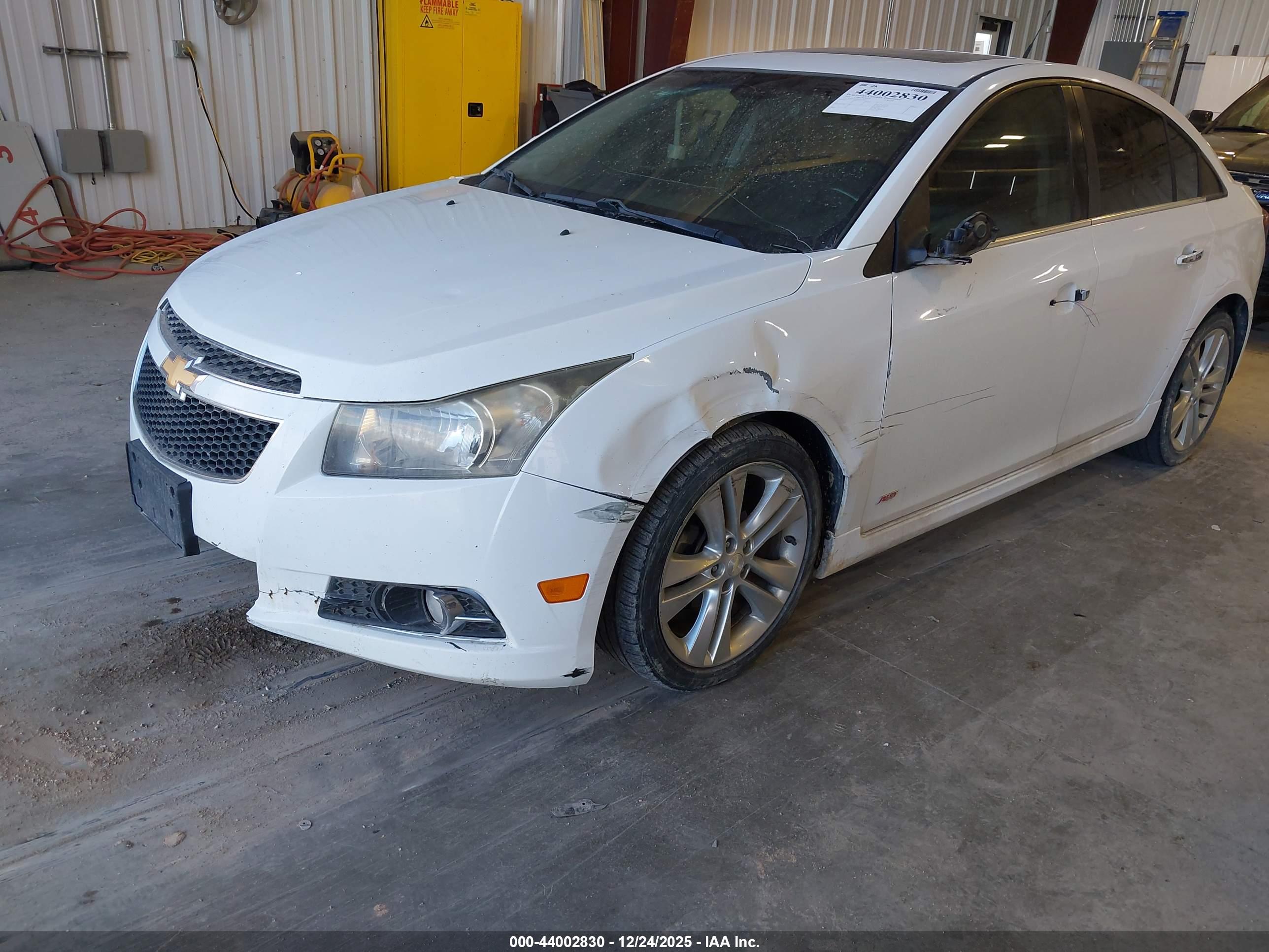 CHEVROLET CRUZE image 6