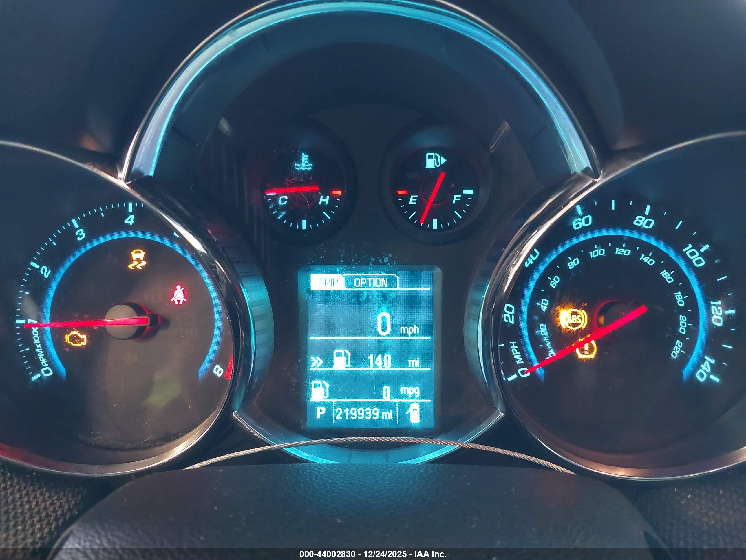 CHEVROLET CRUZE image 7