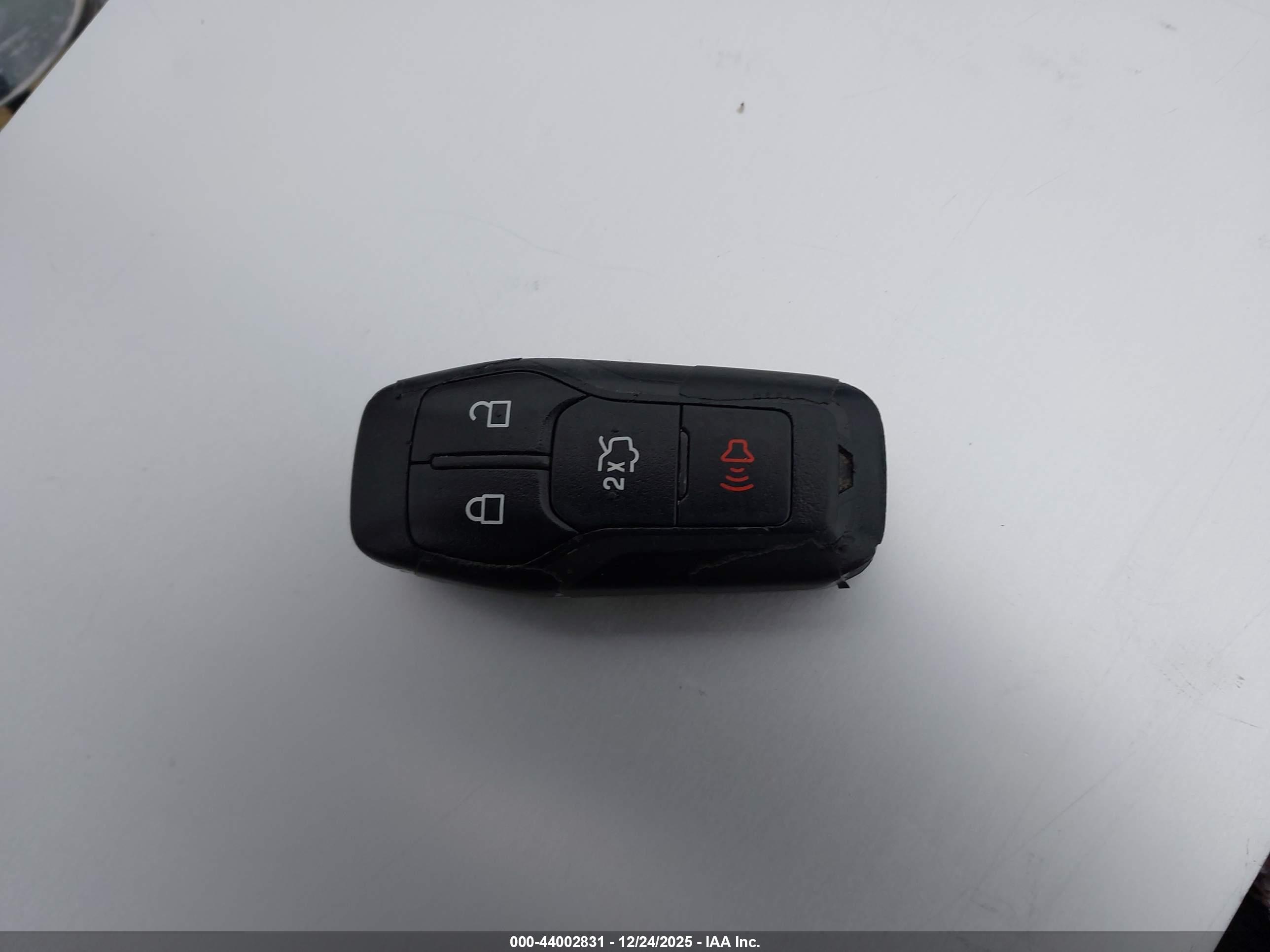 FORD EDGE image 11