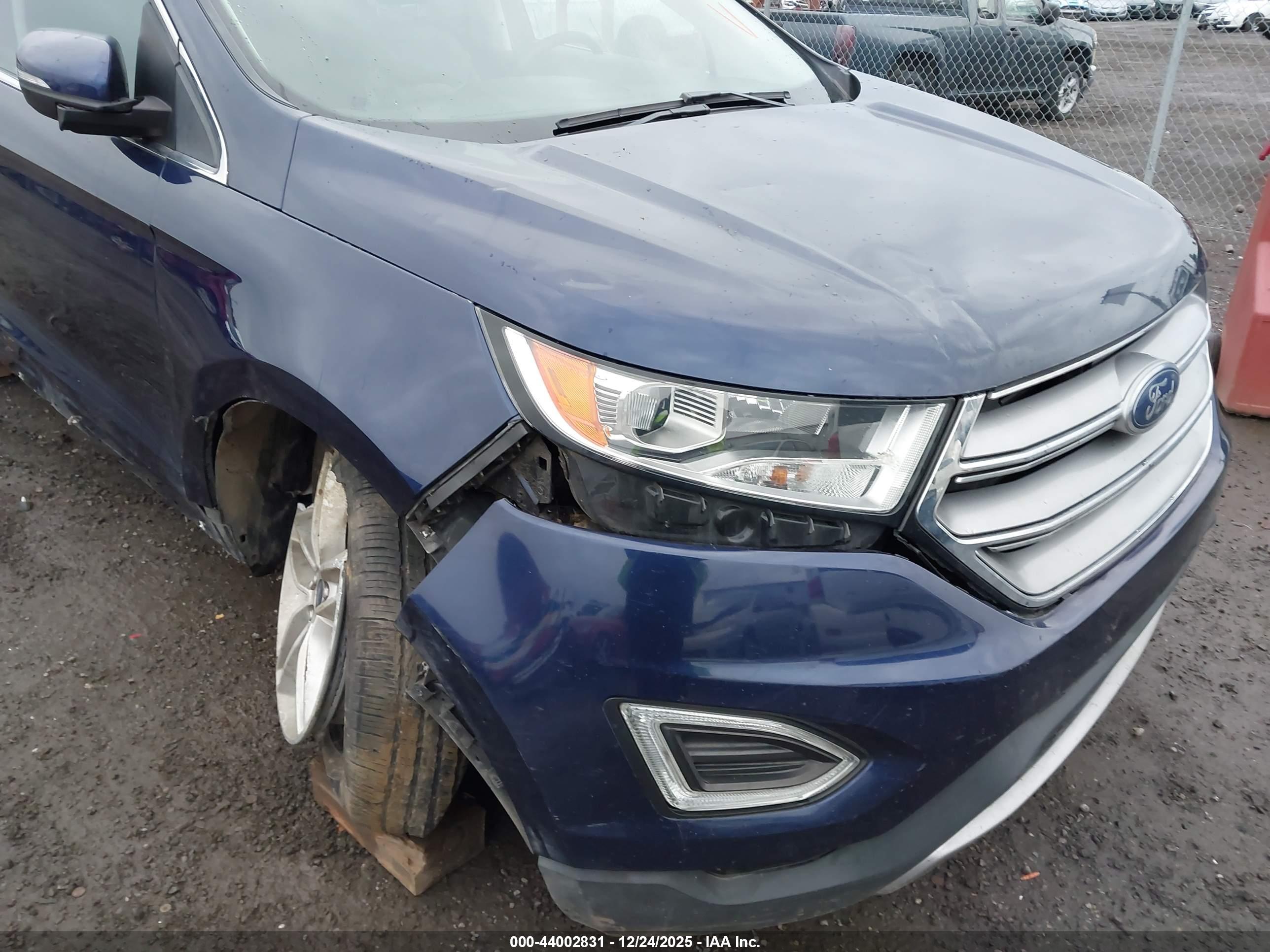FORD EDGE image 6