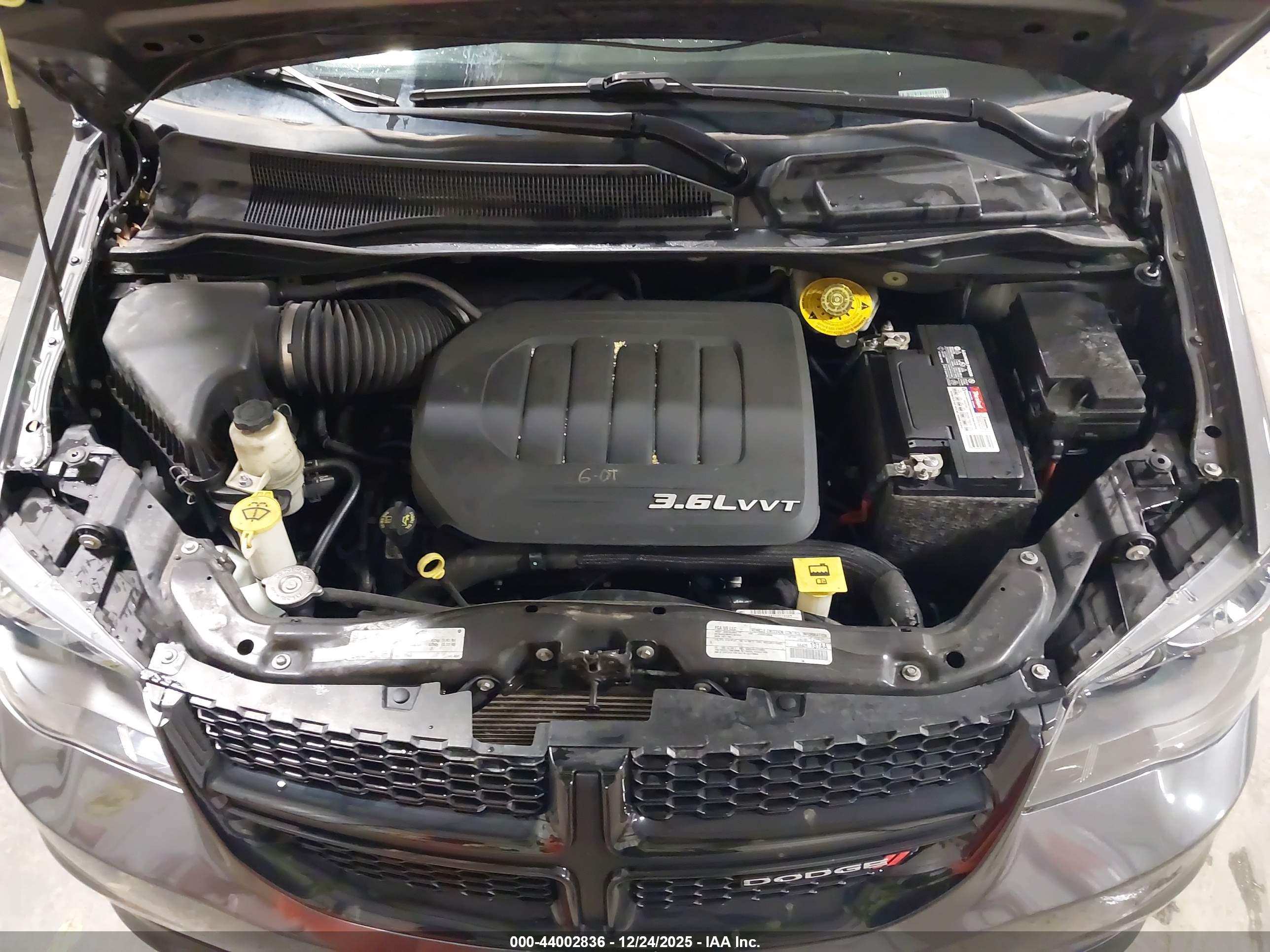 DODGE GRAND image 10
