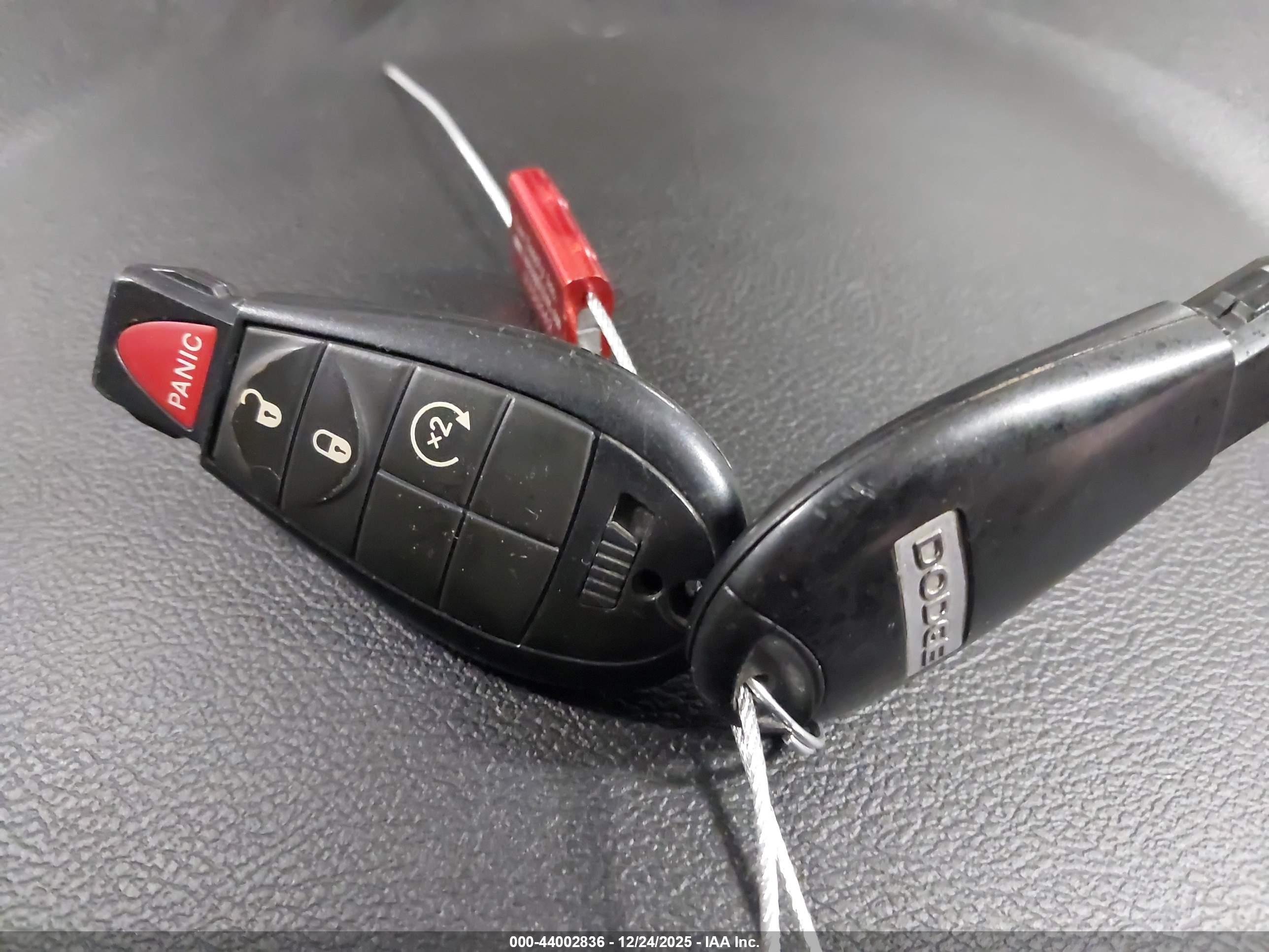 DODGE GRAND image 11