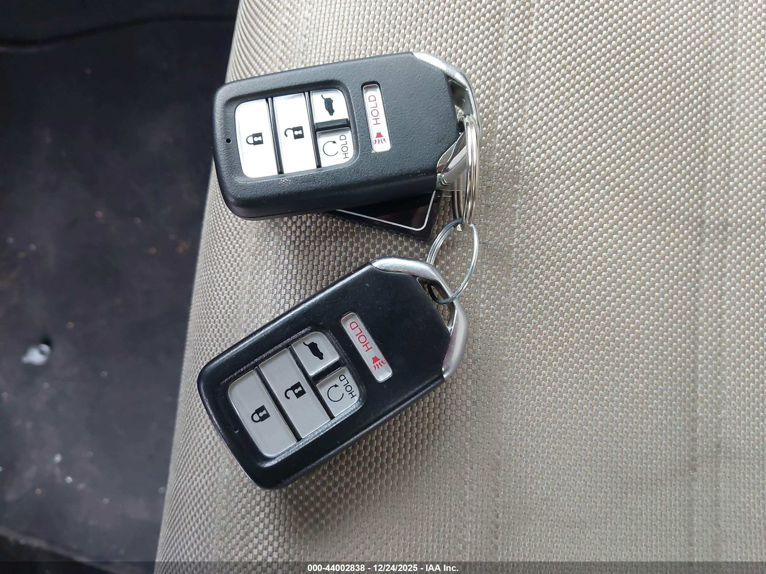 HONDA CR-V image 11