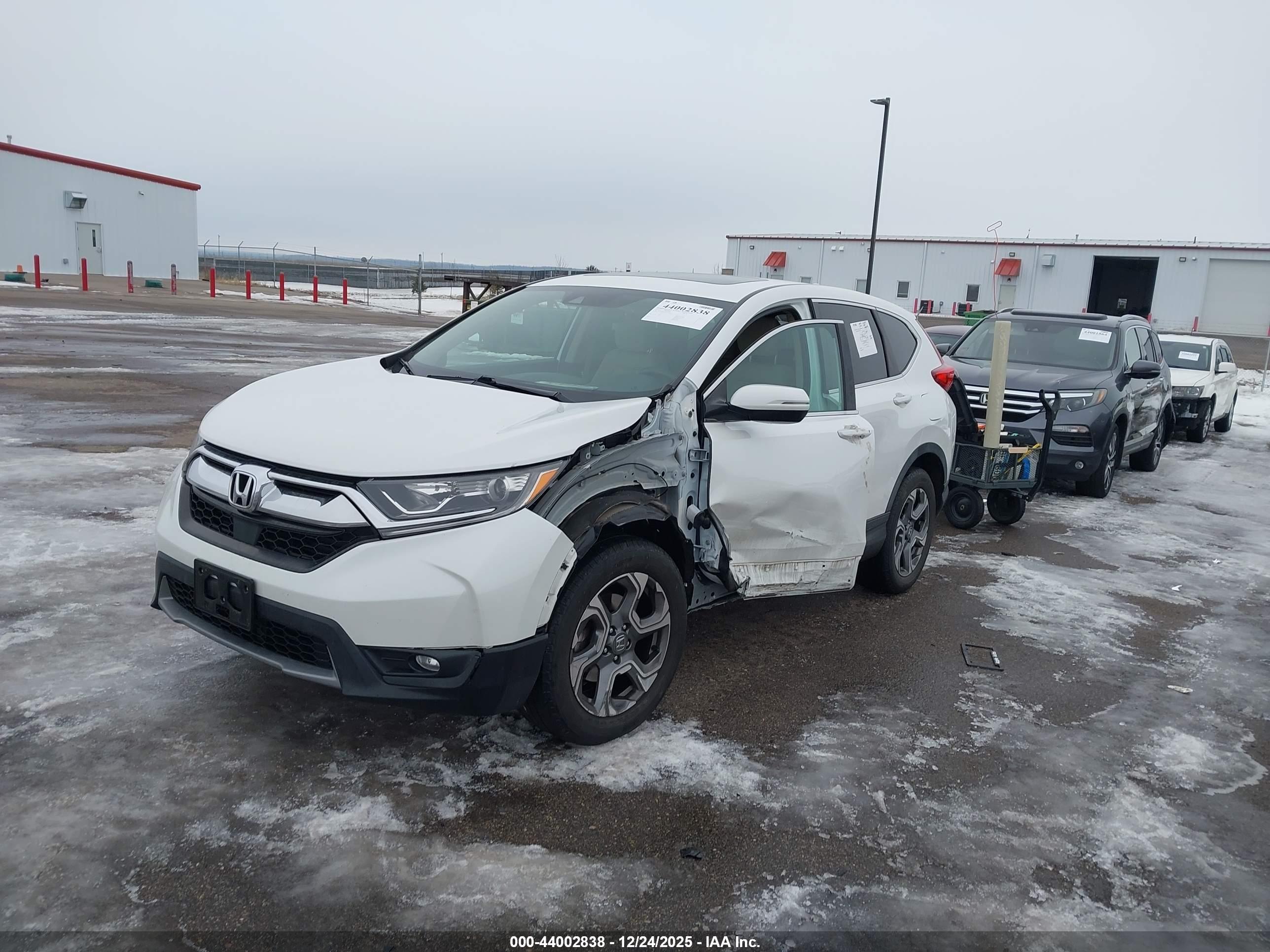 HONDA CR-V image 2