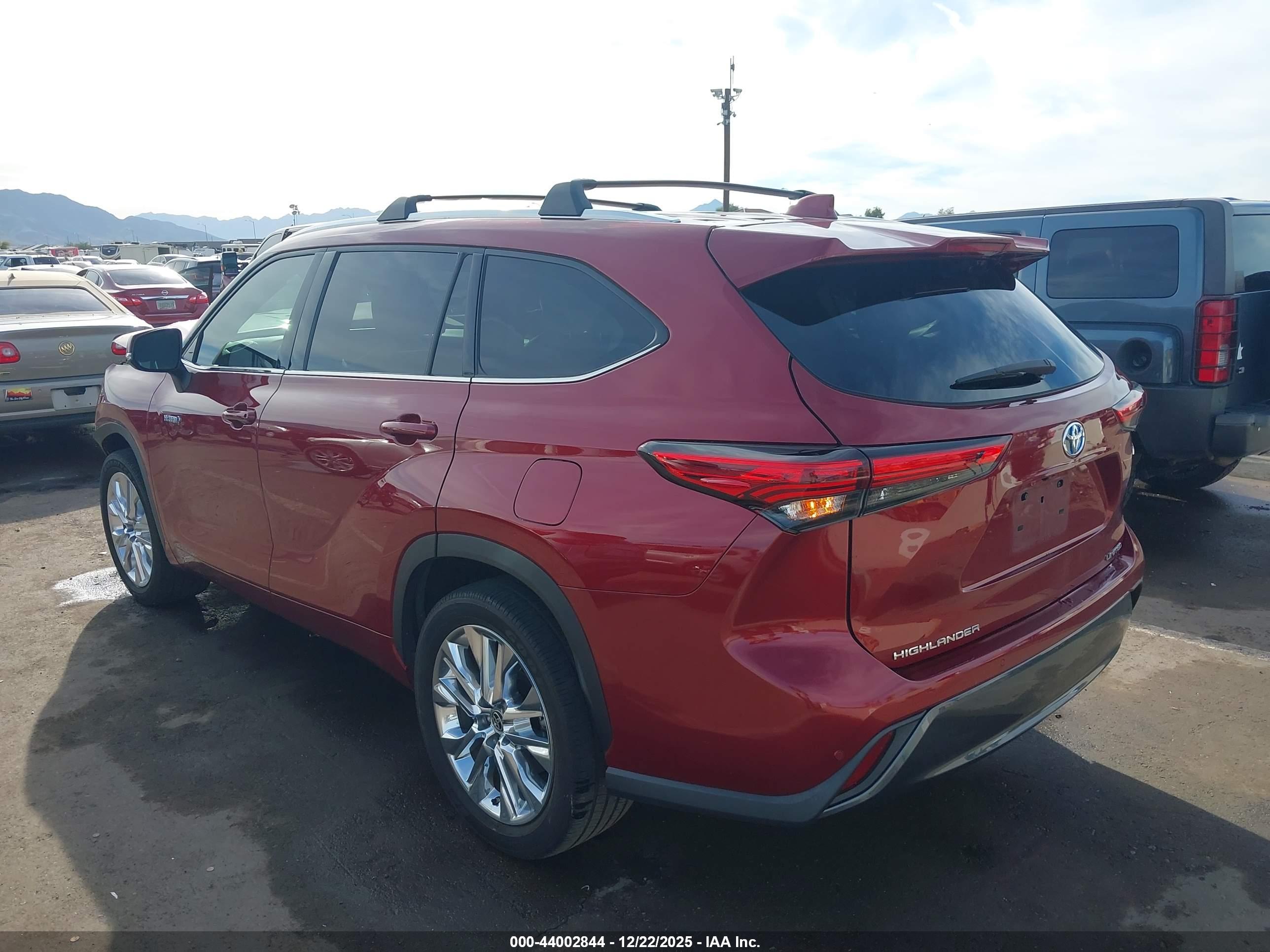 TOYOTA HIGHLANDER image 3