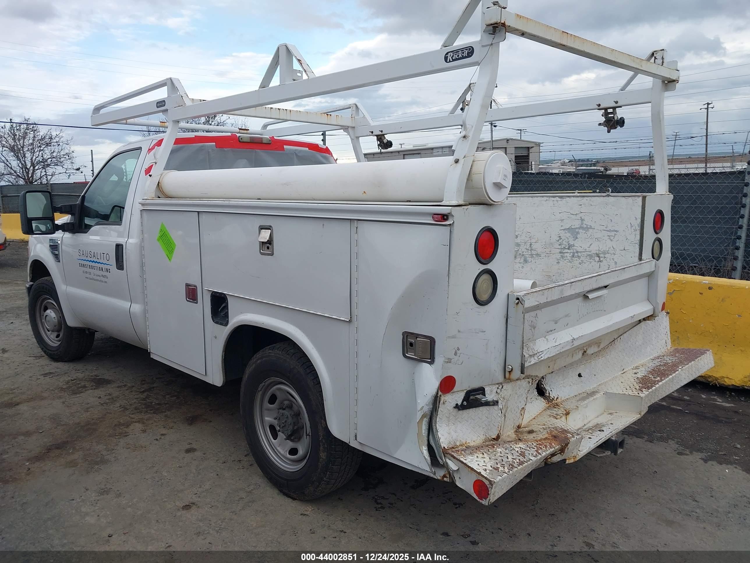 FORD F-250 image 3
