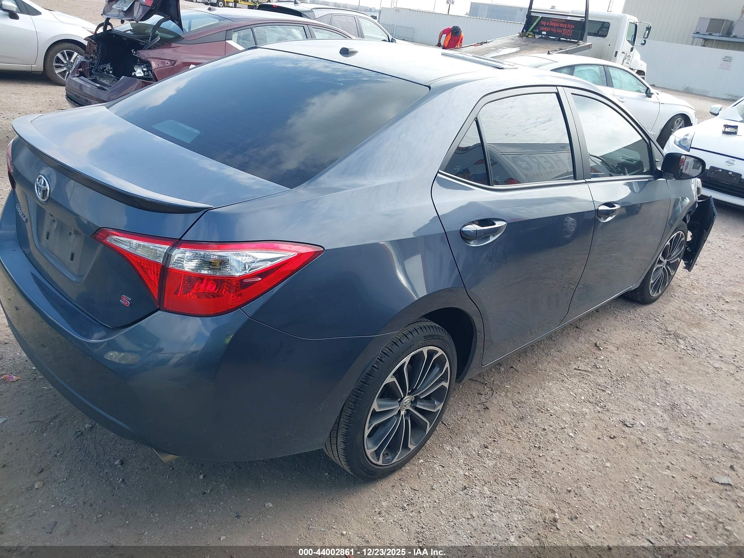 TOYOTA COROLLA image 4