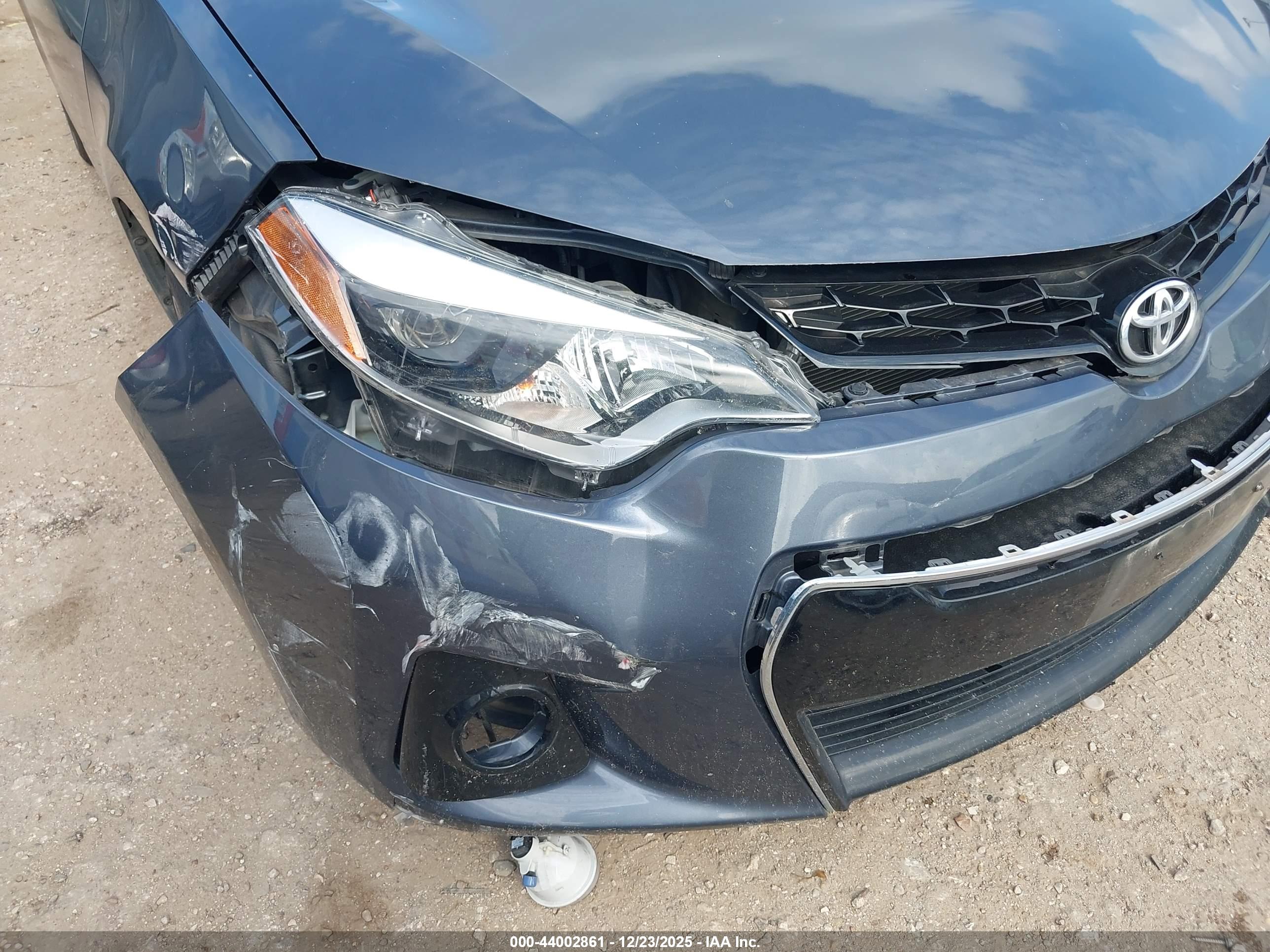 TOYOTA COROLLA image 6