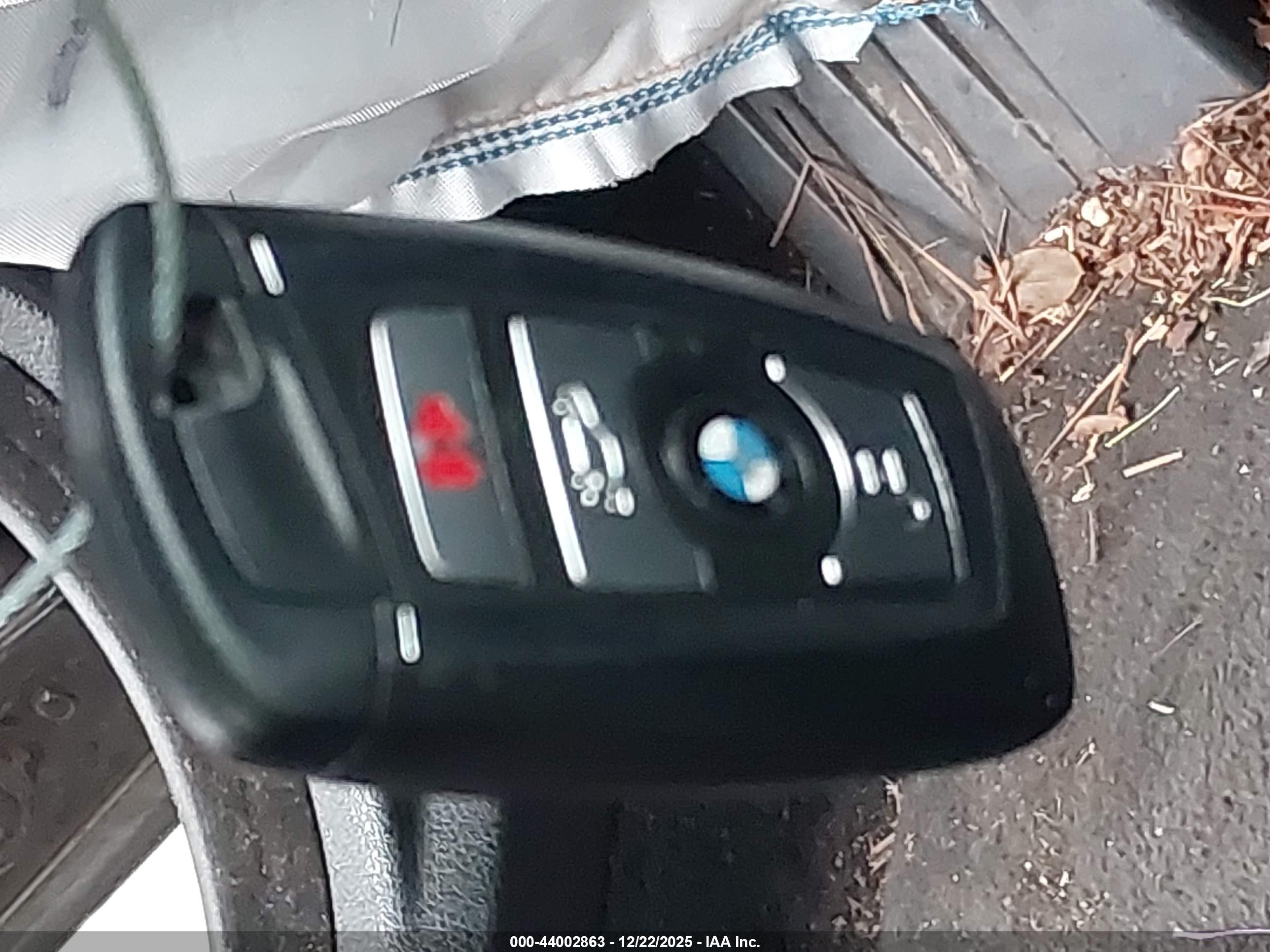 BMW 528I image 11