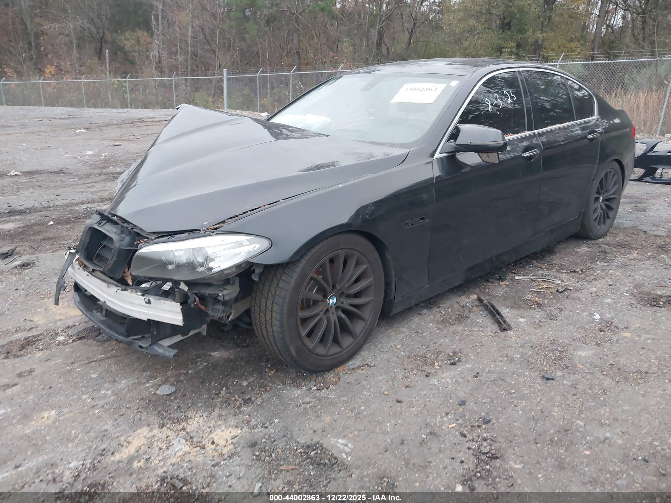 BMW 528I image 2