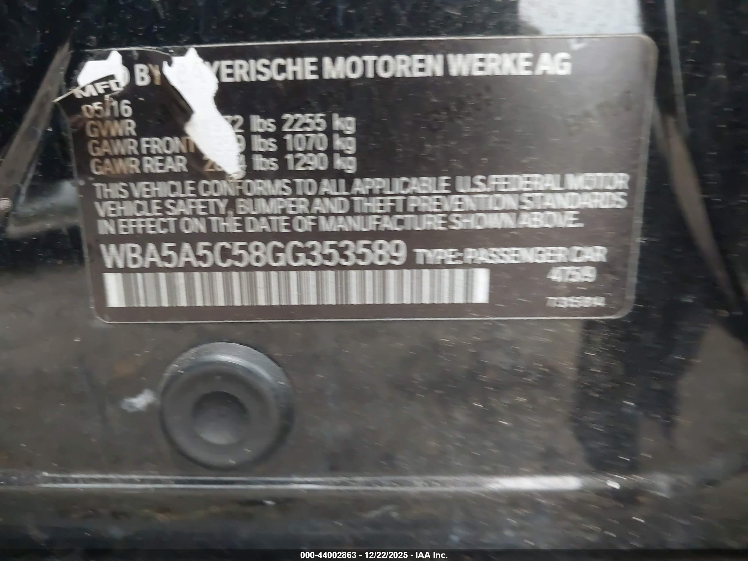 BMW 528I image 9