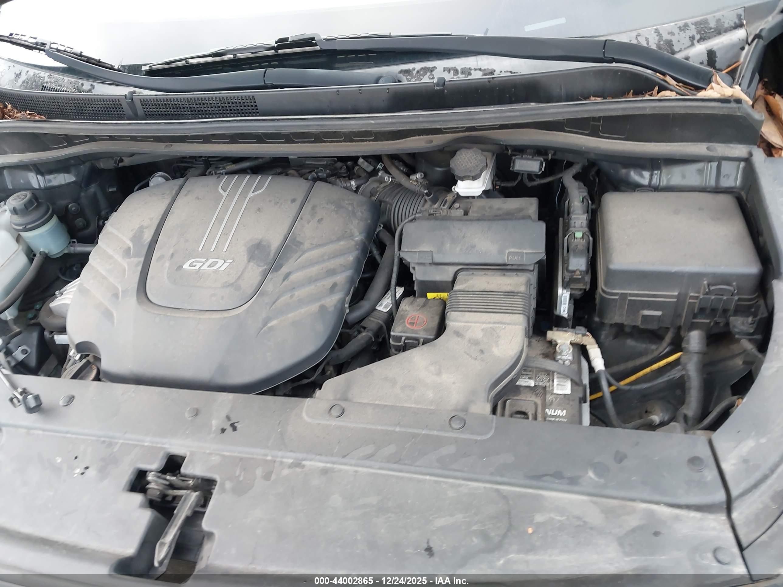KIA SEDONA image 10