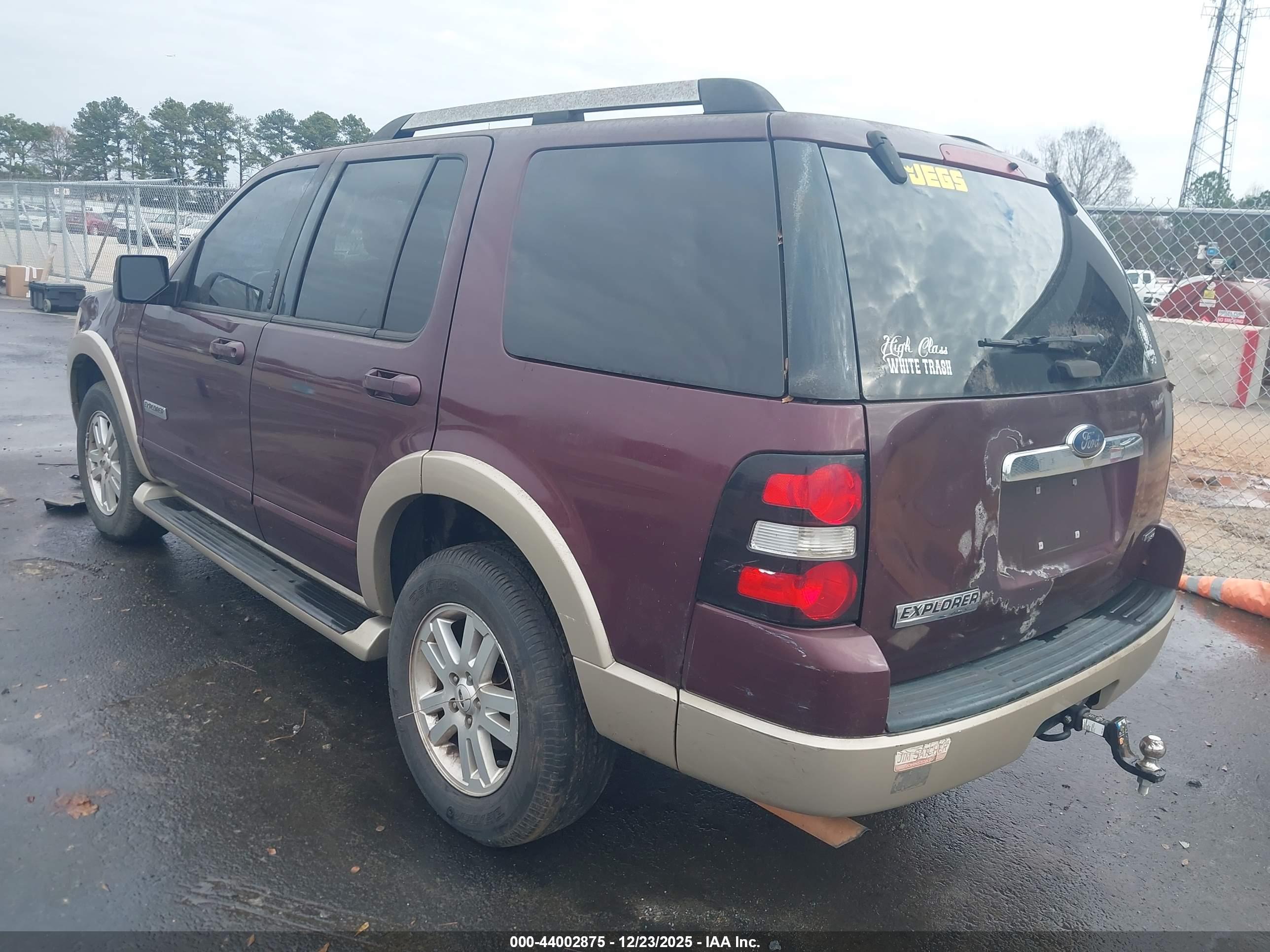 FORD EXPLORER image 3