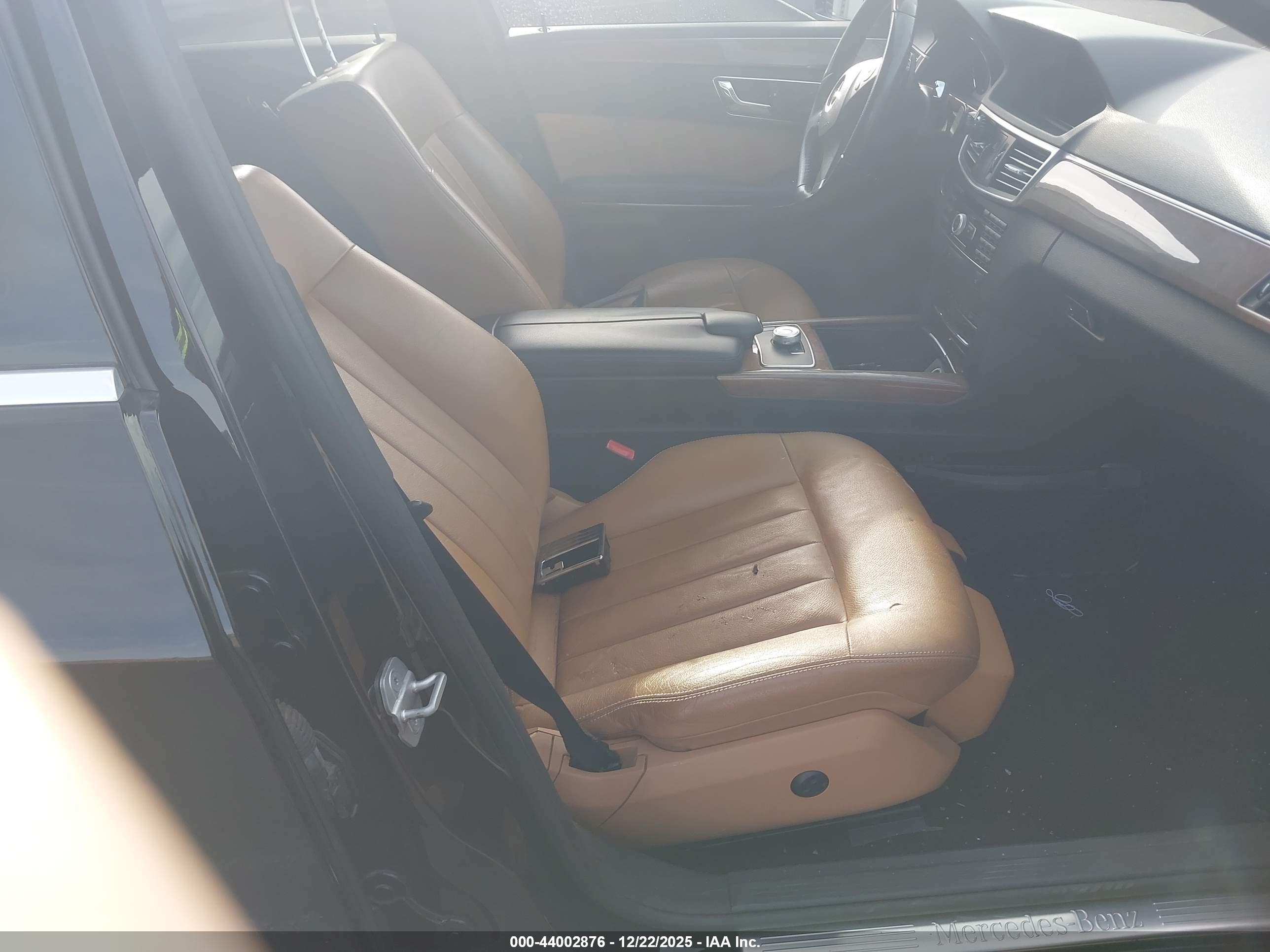 MERCEDES-BENZ E image 5