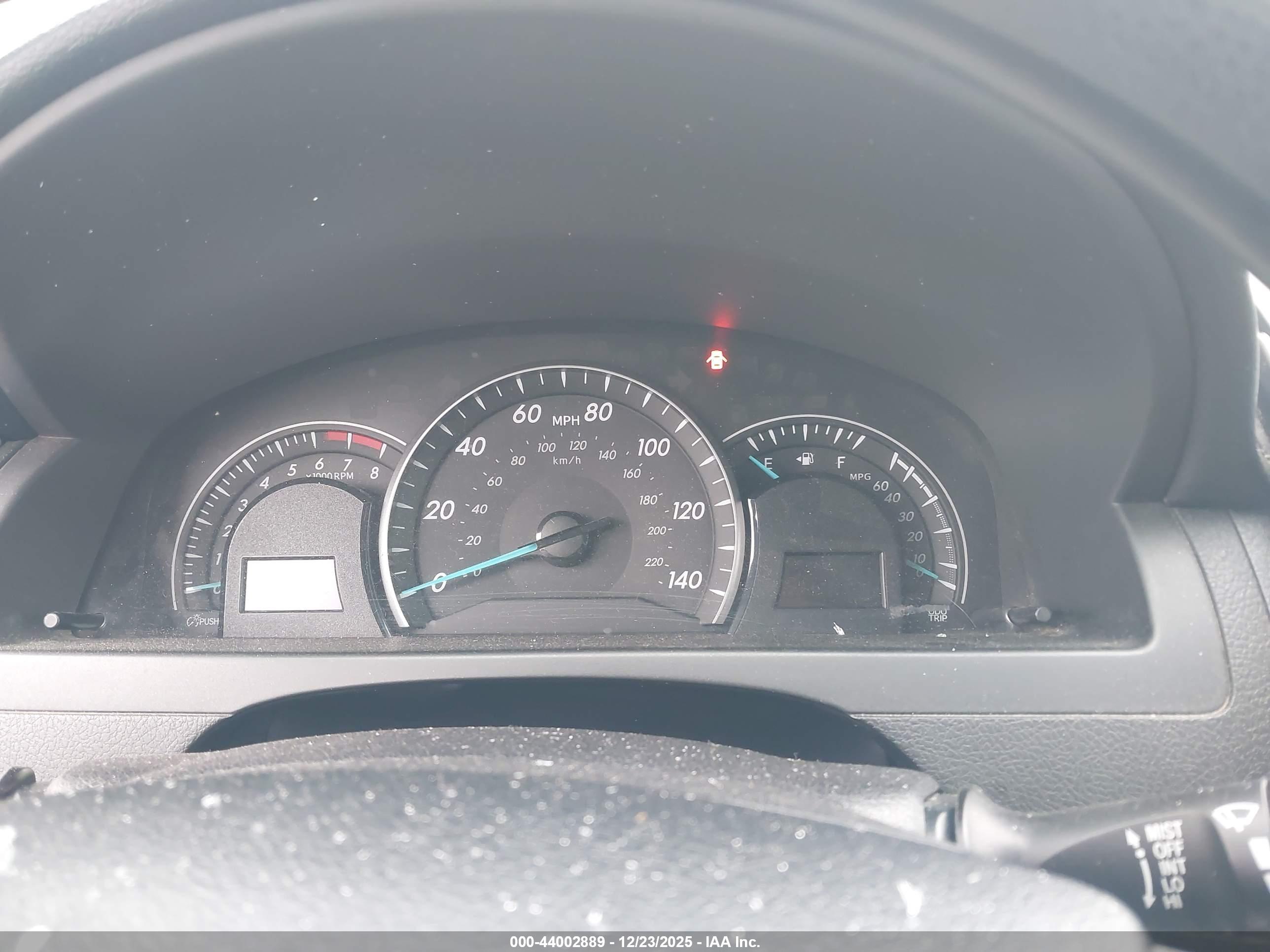 TOYOTA CAMRY image 7