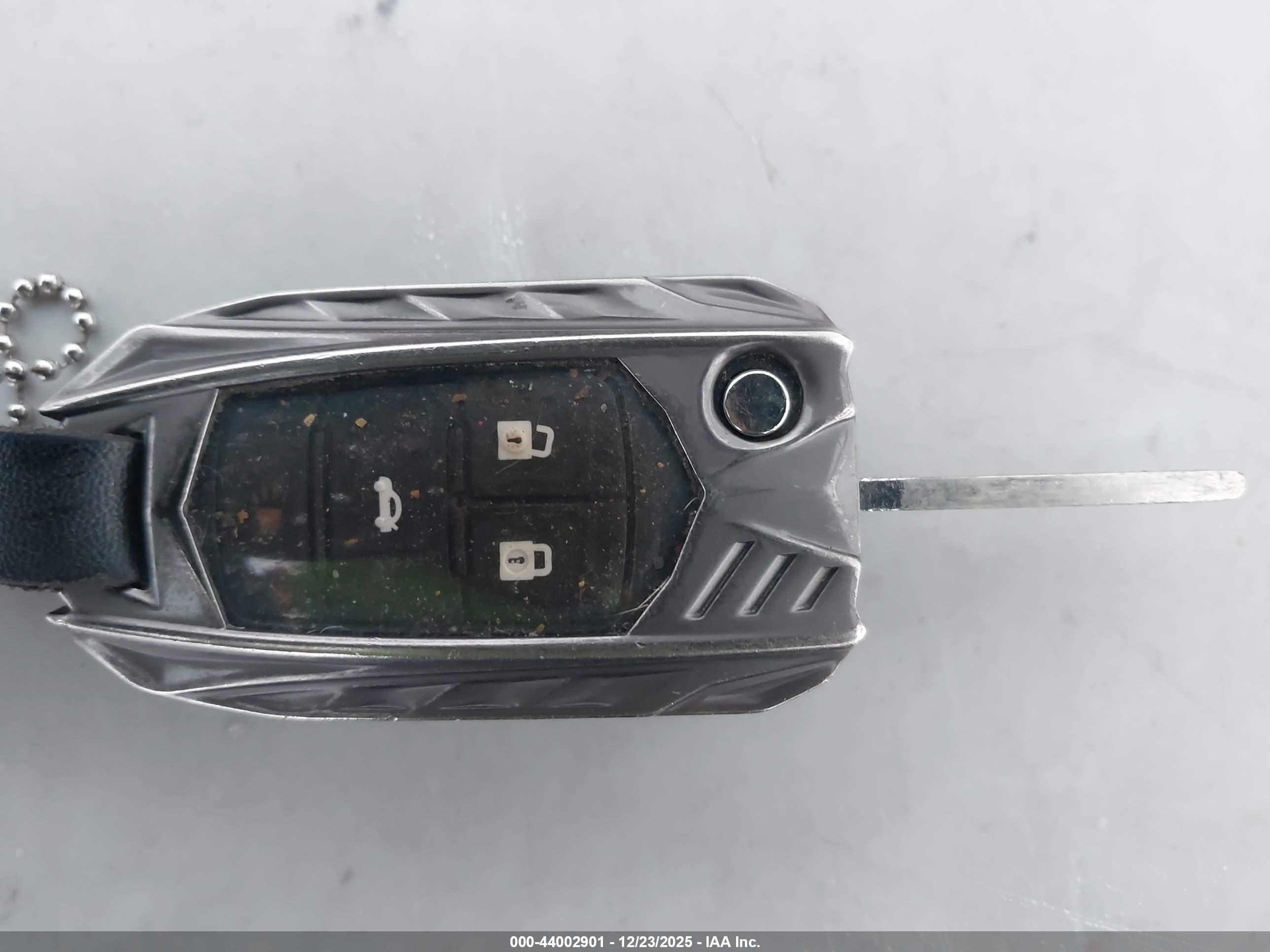 CHEVROLET CAMARO image 11