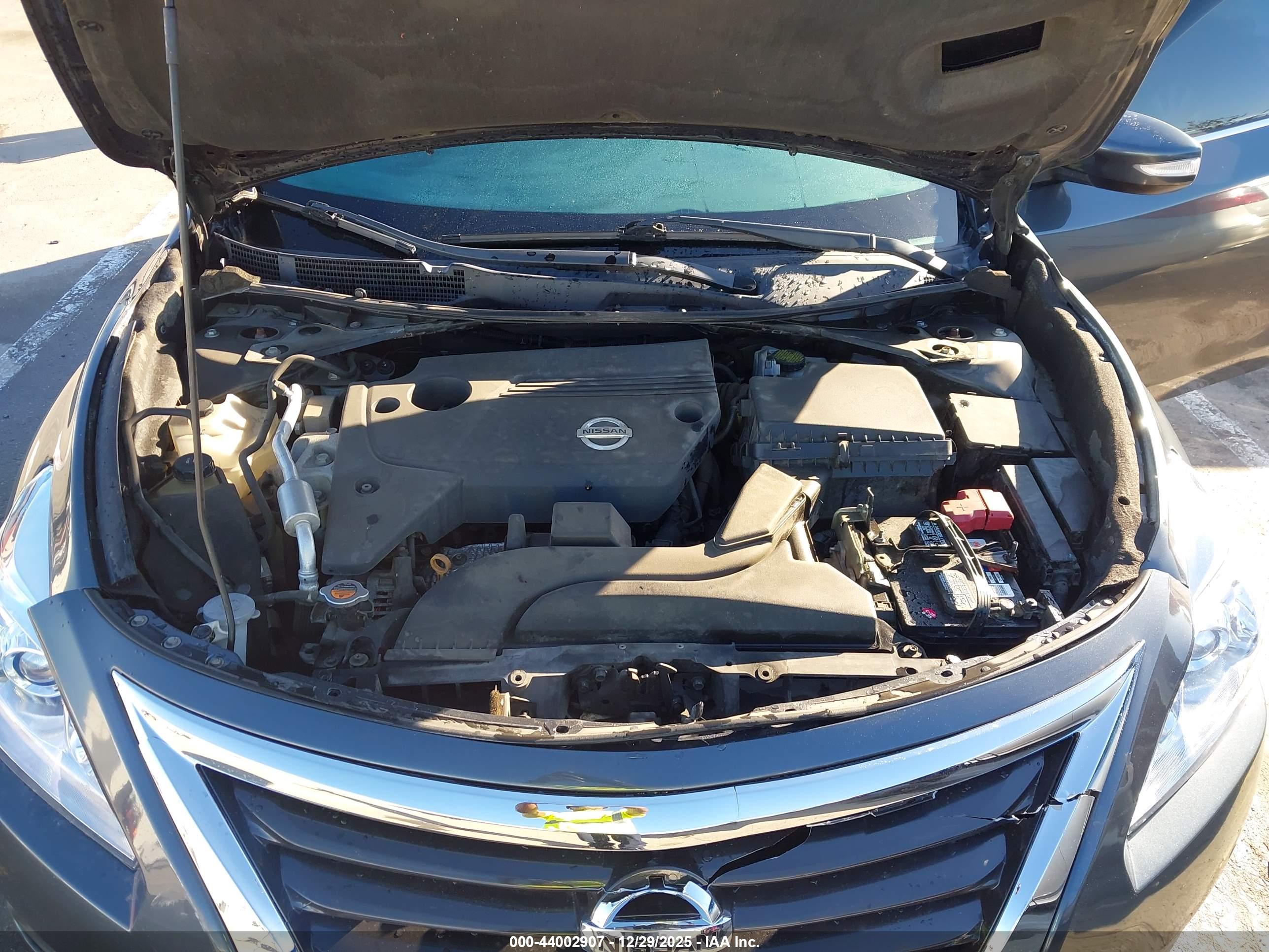 NISSAN ALTIMA image 10