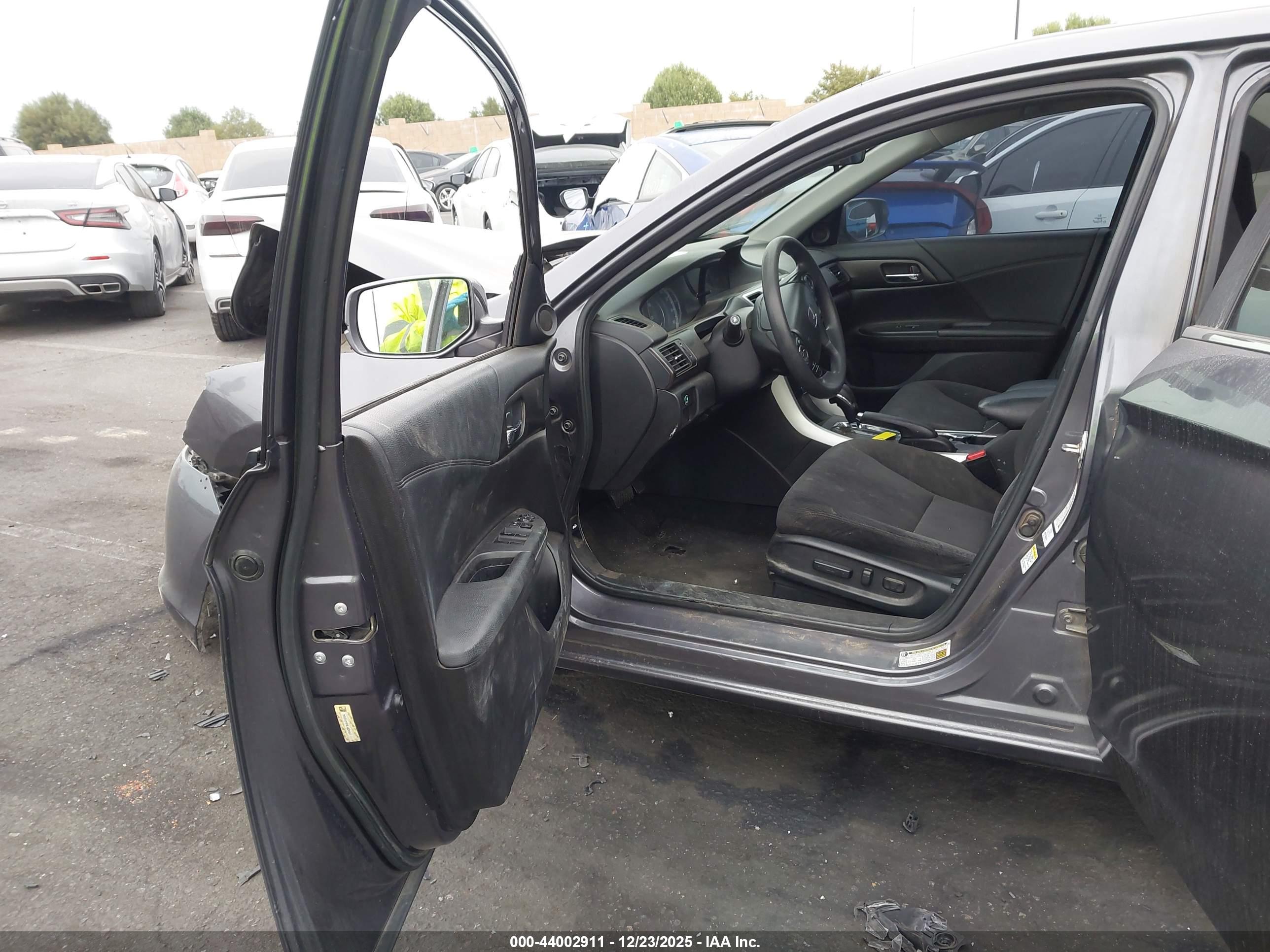 HONDA ACCORD image 5