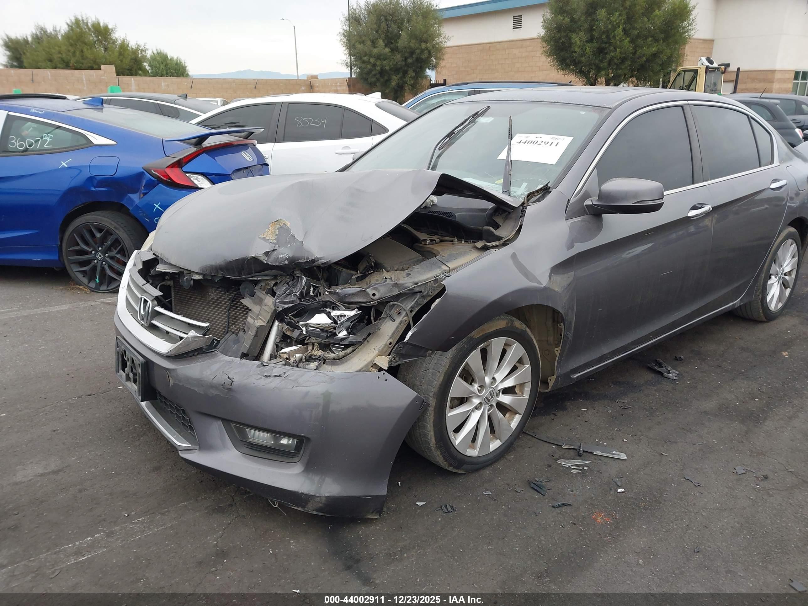 HONDA ACCORD image 6