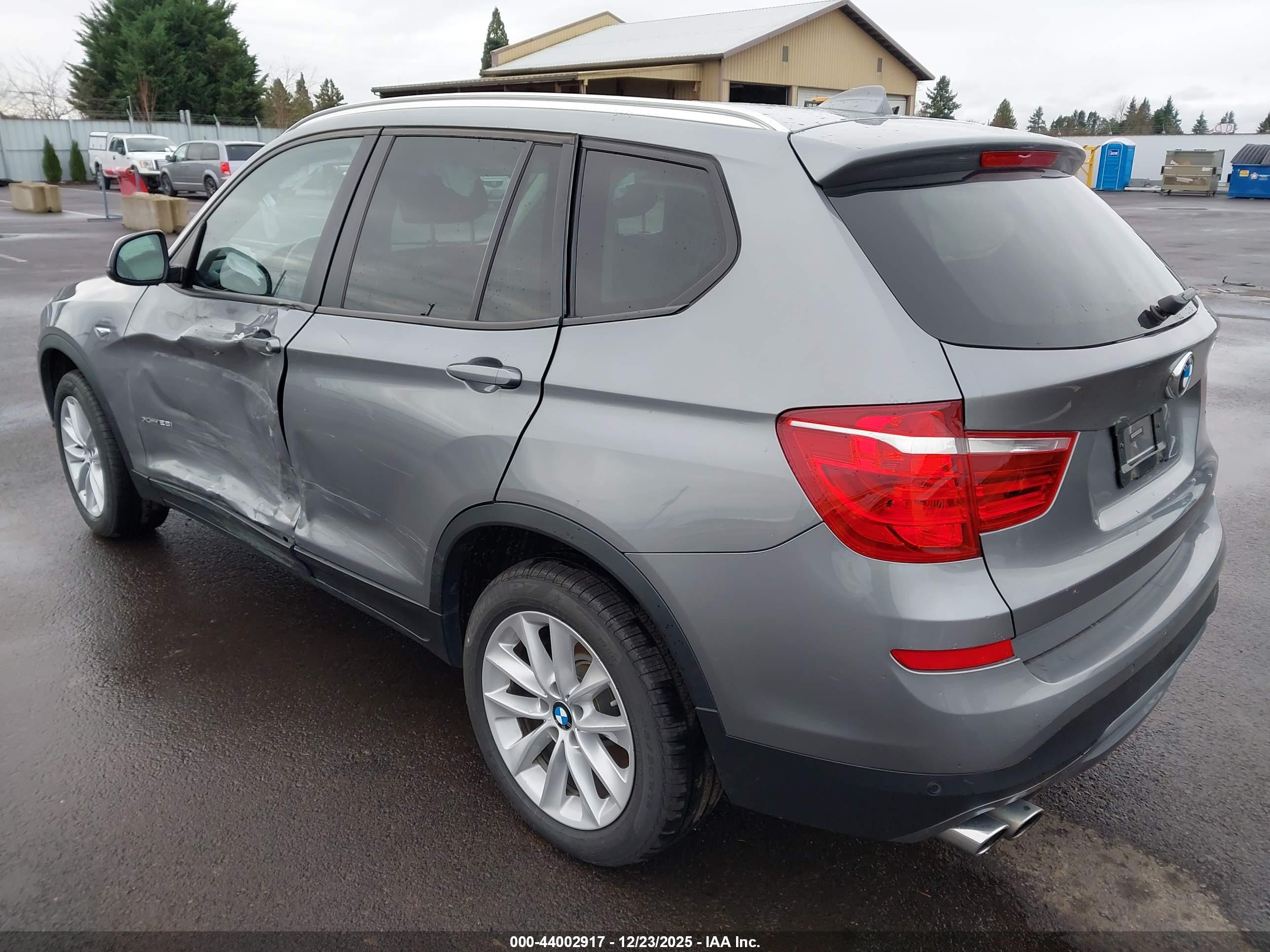 BMW X3 image 3