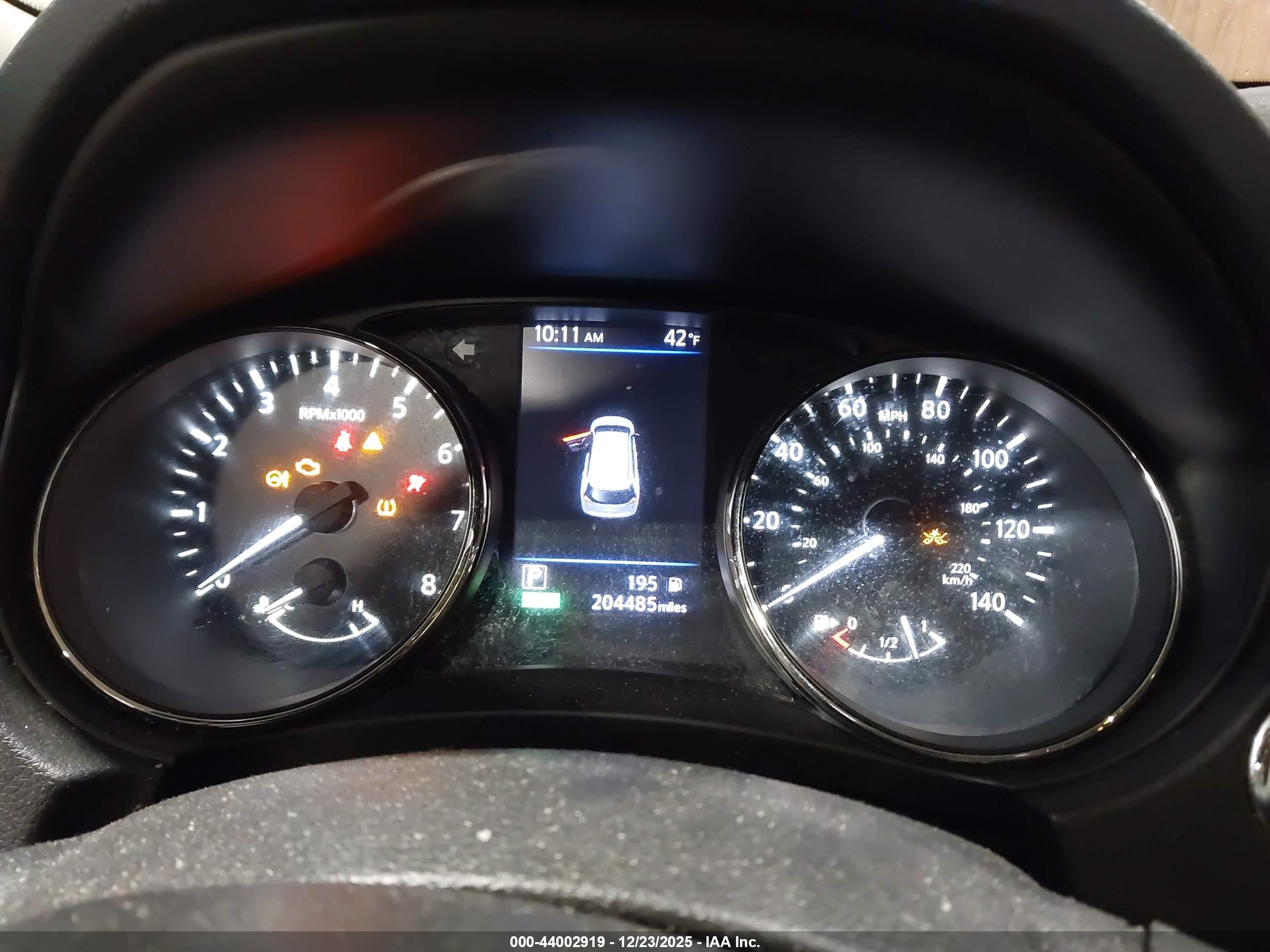 NISSAN ROGUE image 7