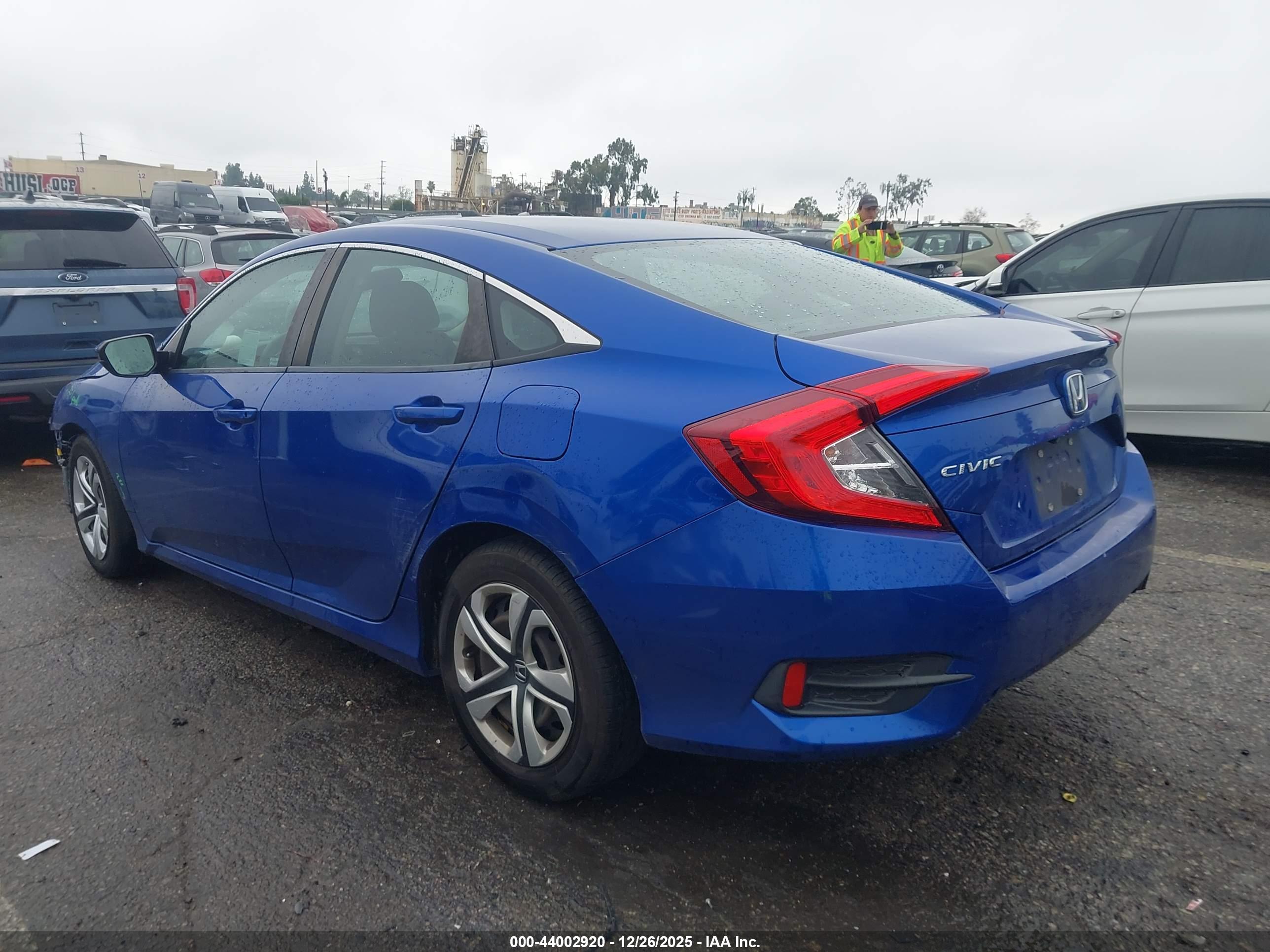 HONDA CIVIC image 3