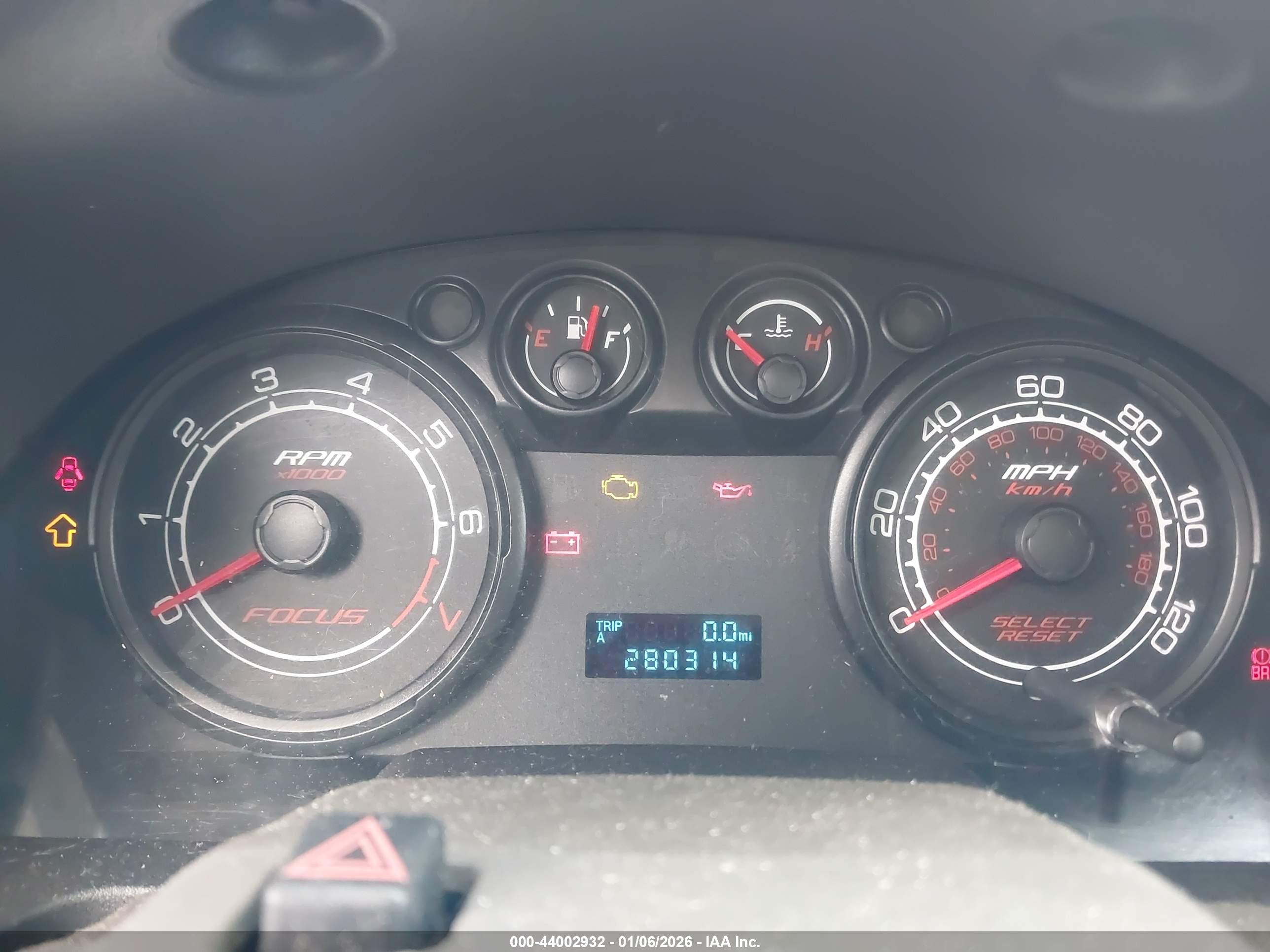 FORD FOCUS image 7