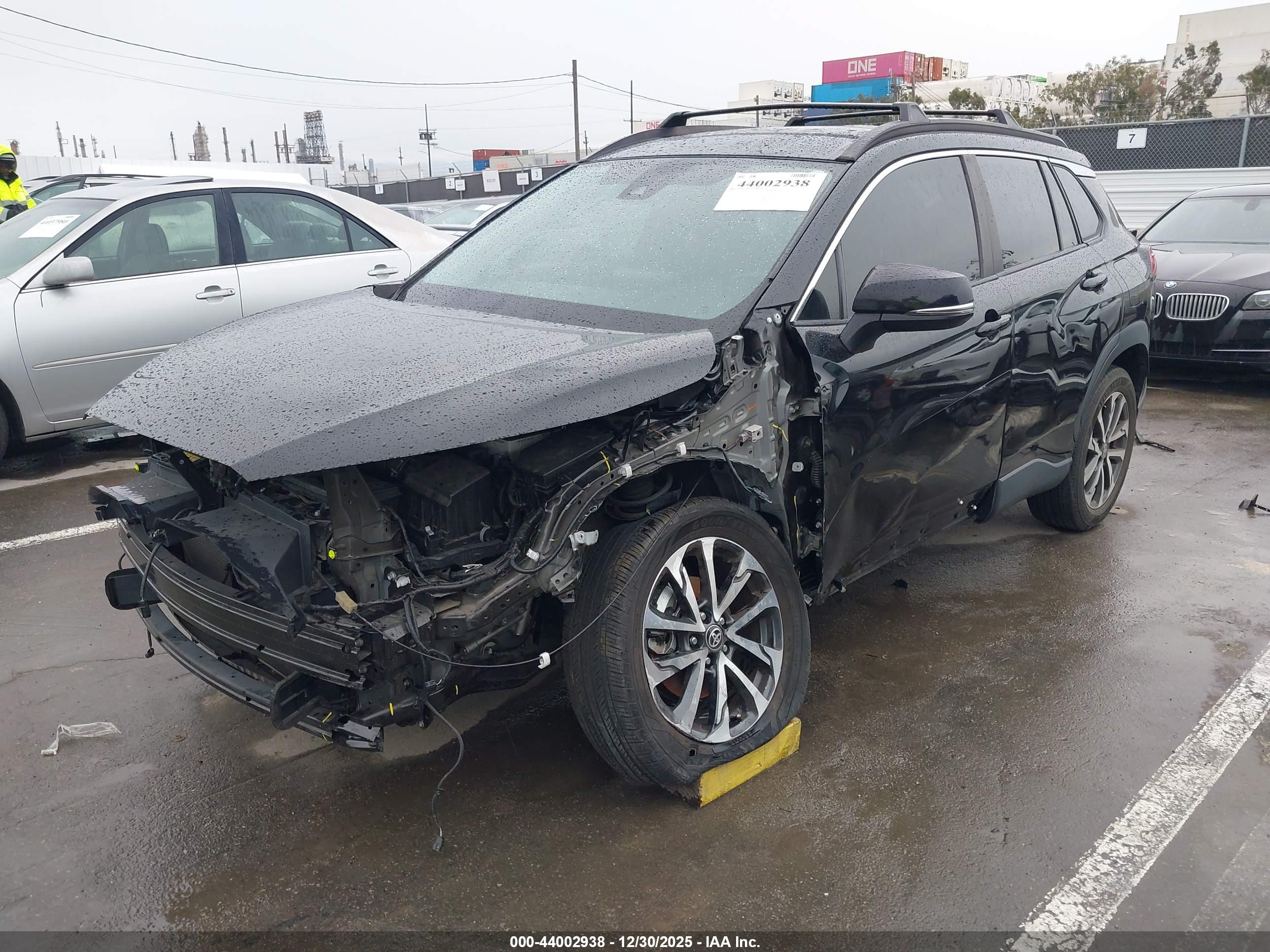 TOYOTA COROLLA image 2