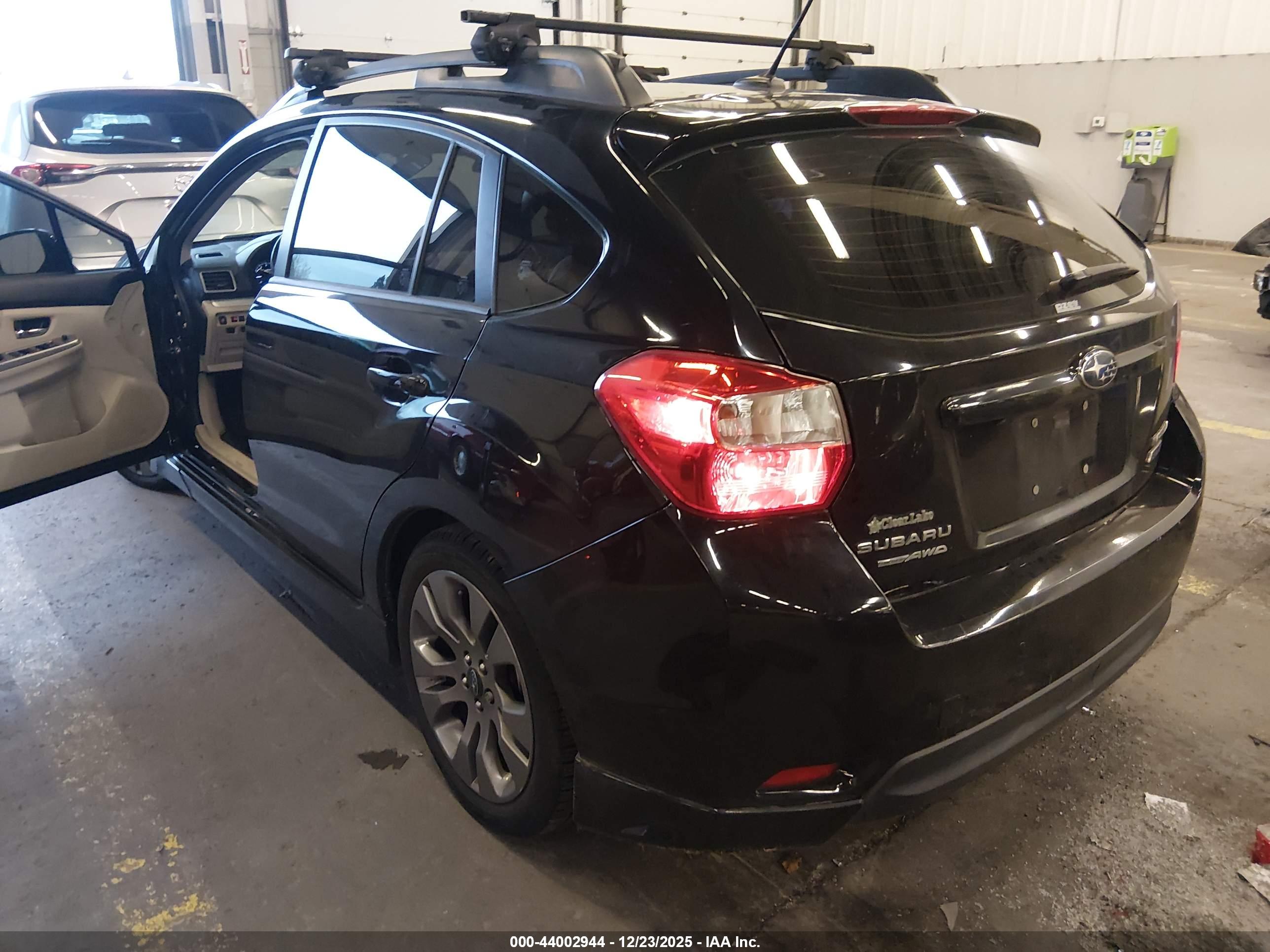 SUBARU IMPREZA image 6