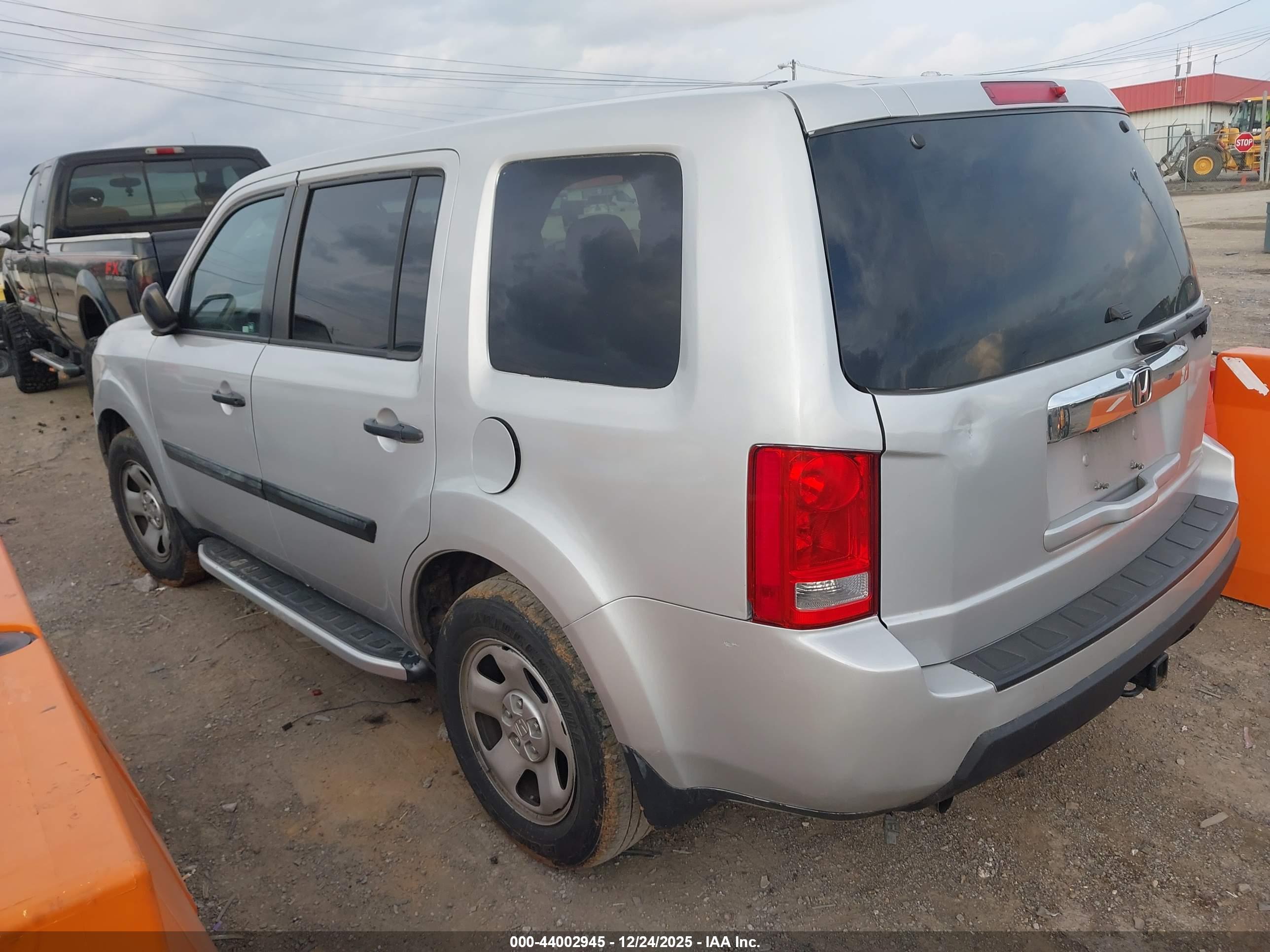 HONDA PILOT image 3