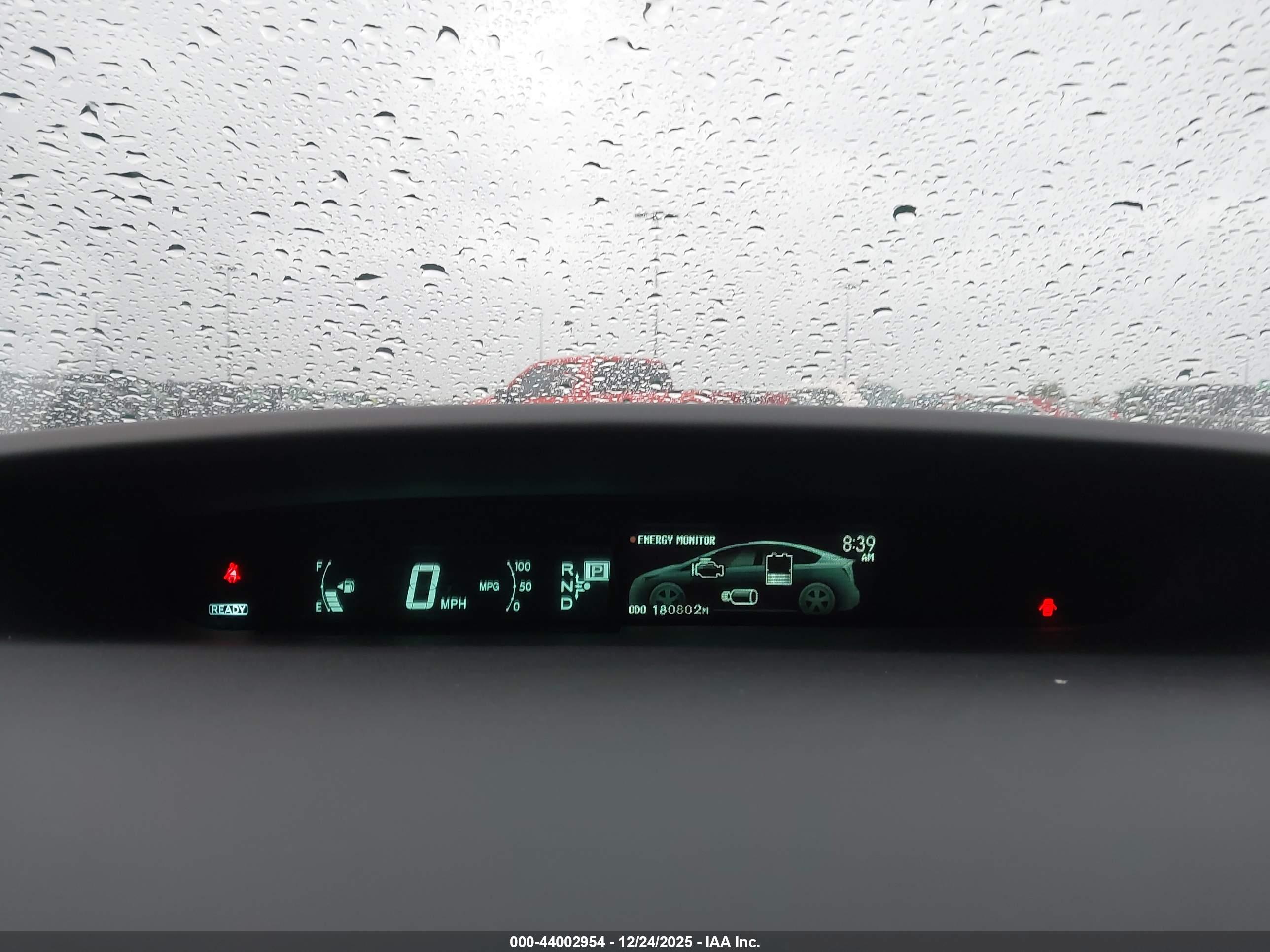 TOYOTA PRIUS image 7