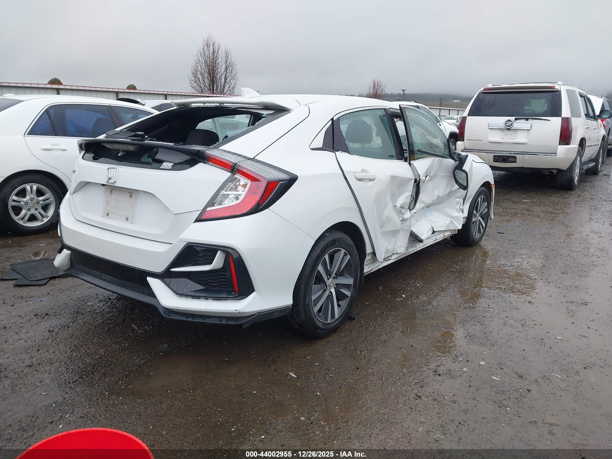 HONDA CIVIC image 4