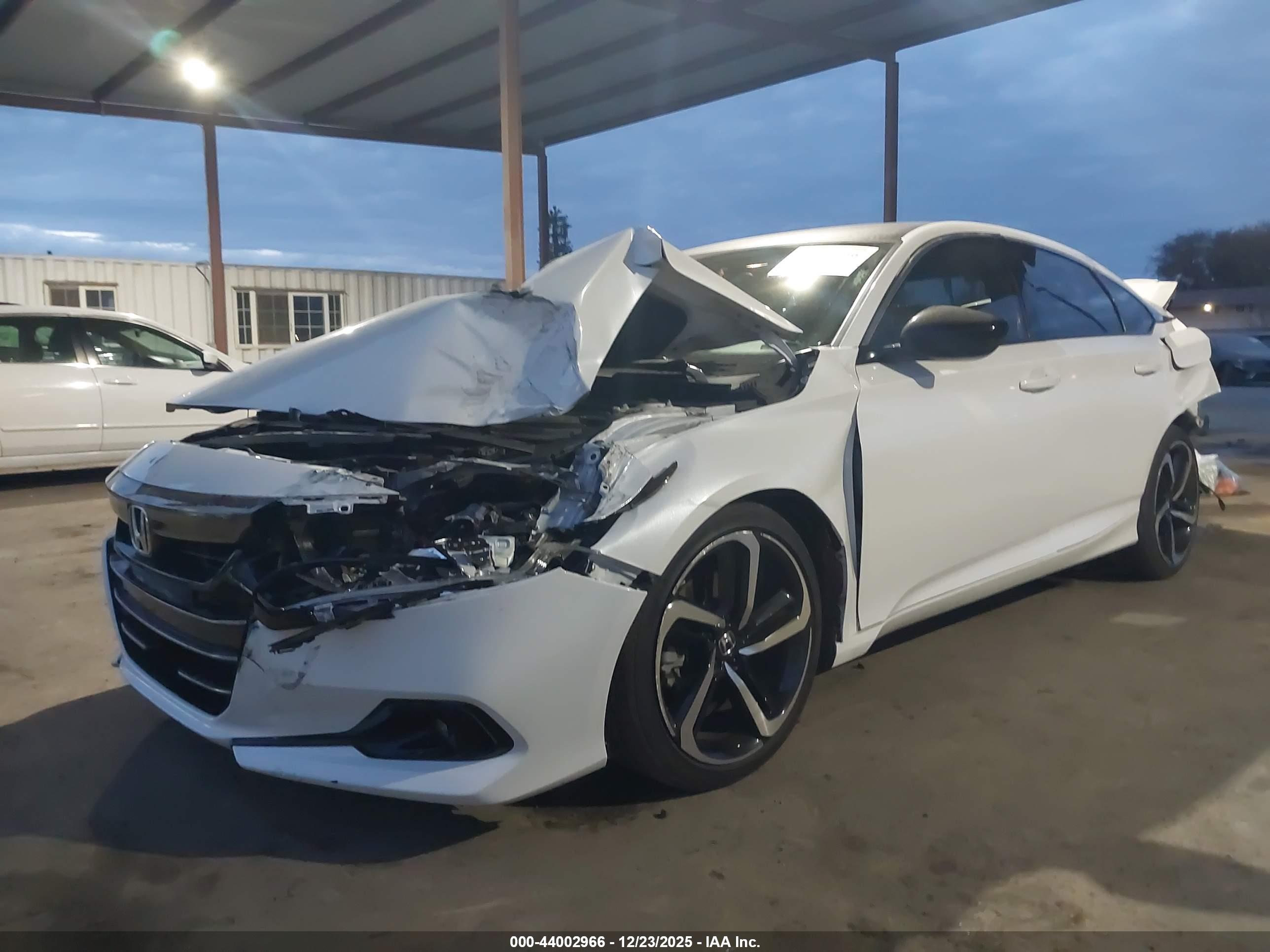 HONDA ACCORD image 2