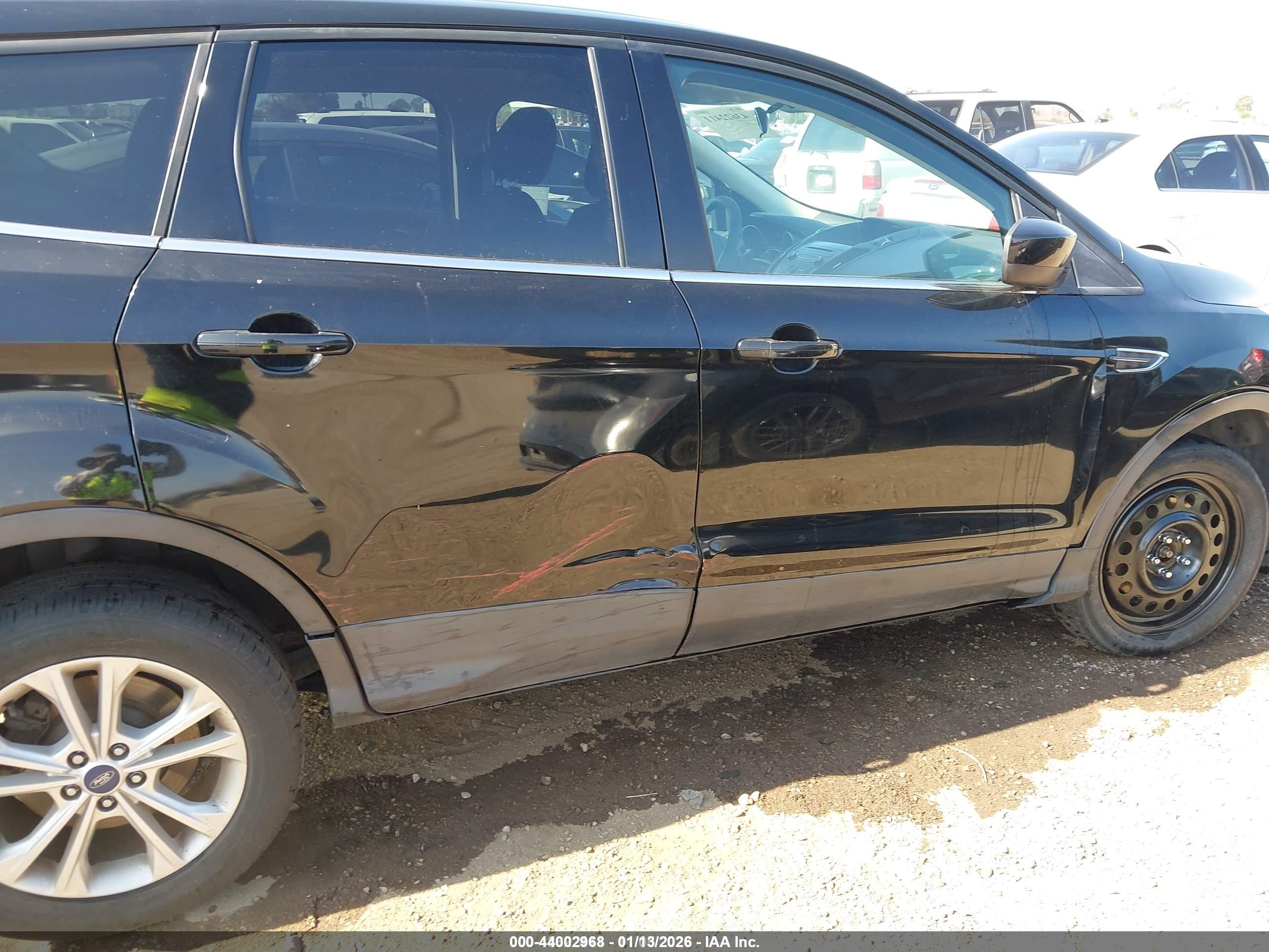 FORD ESCAPE image 6