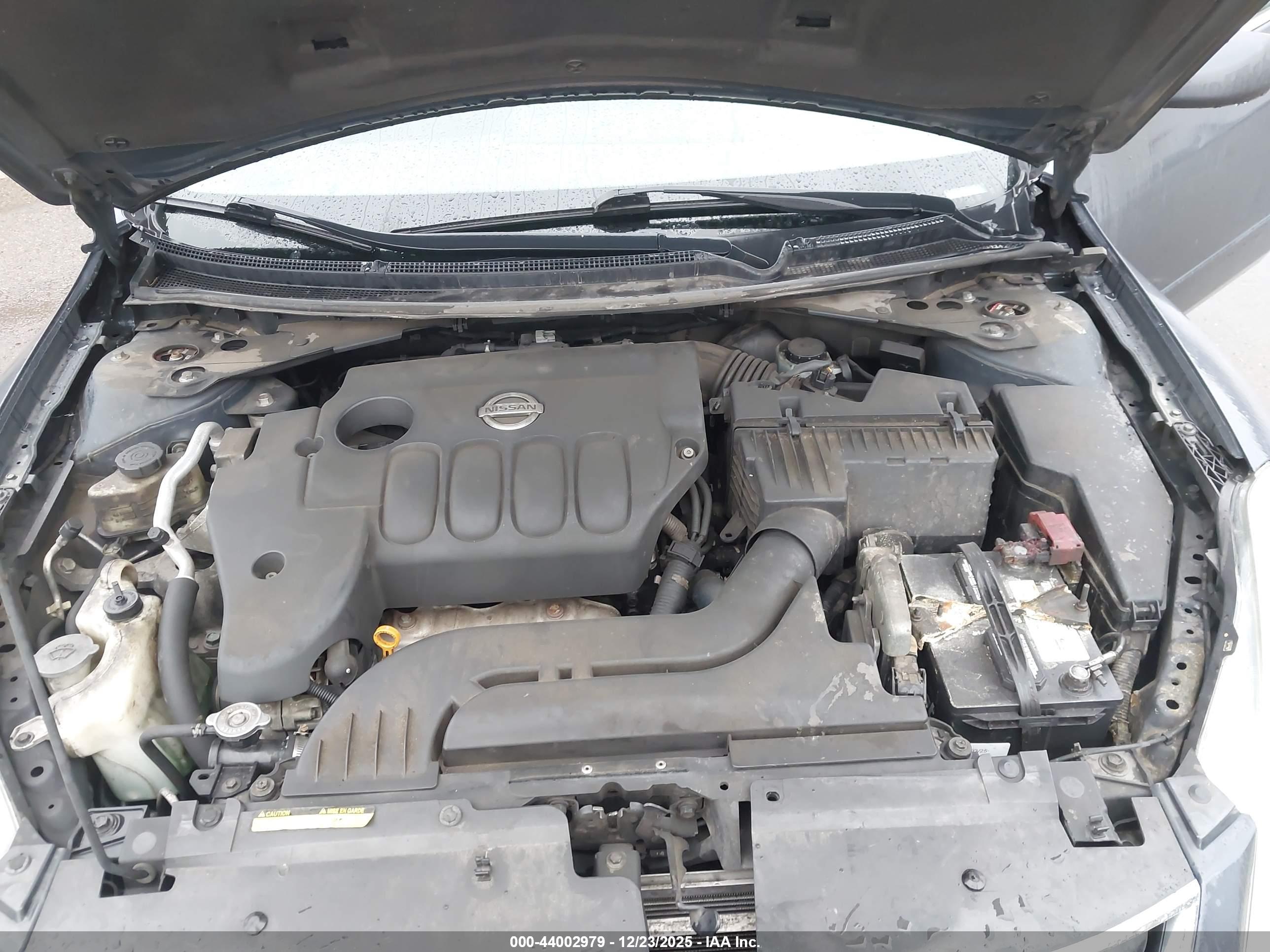 NISSAN ALTIMA image 10