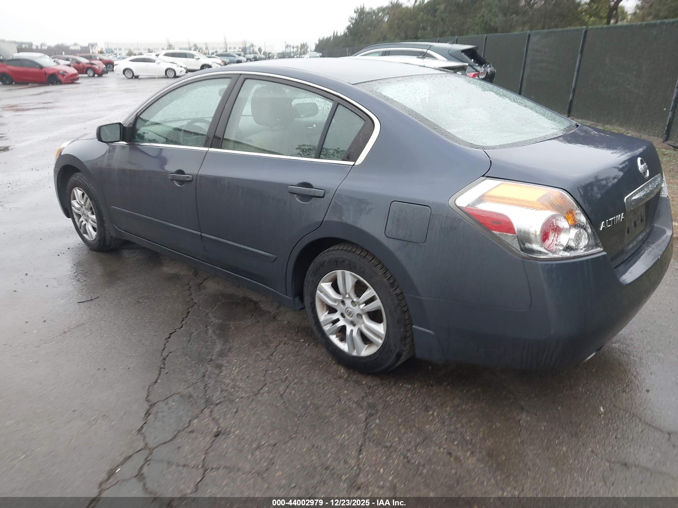 NISSAN ALTIMA image 3