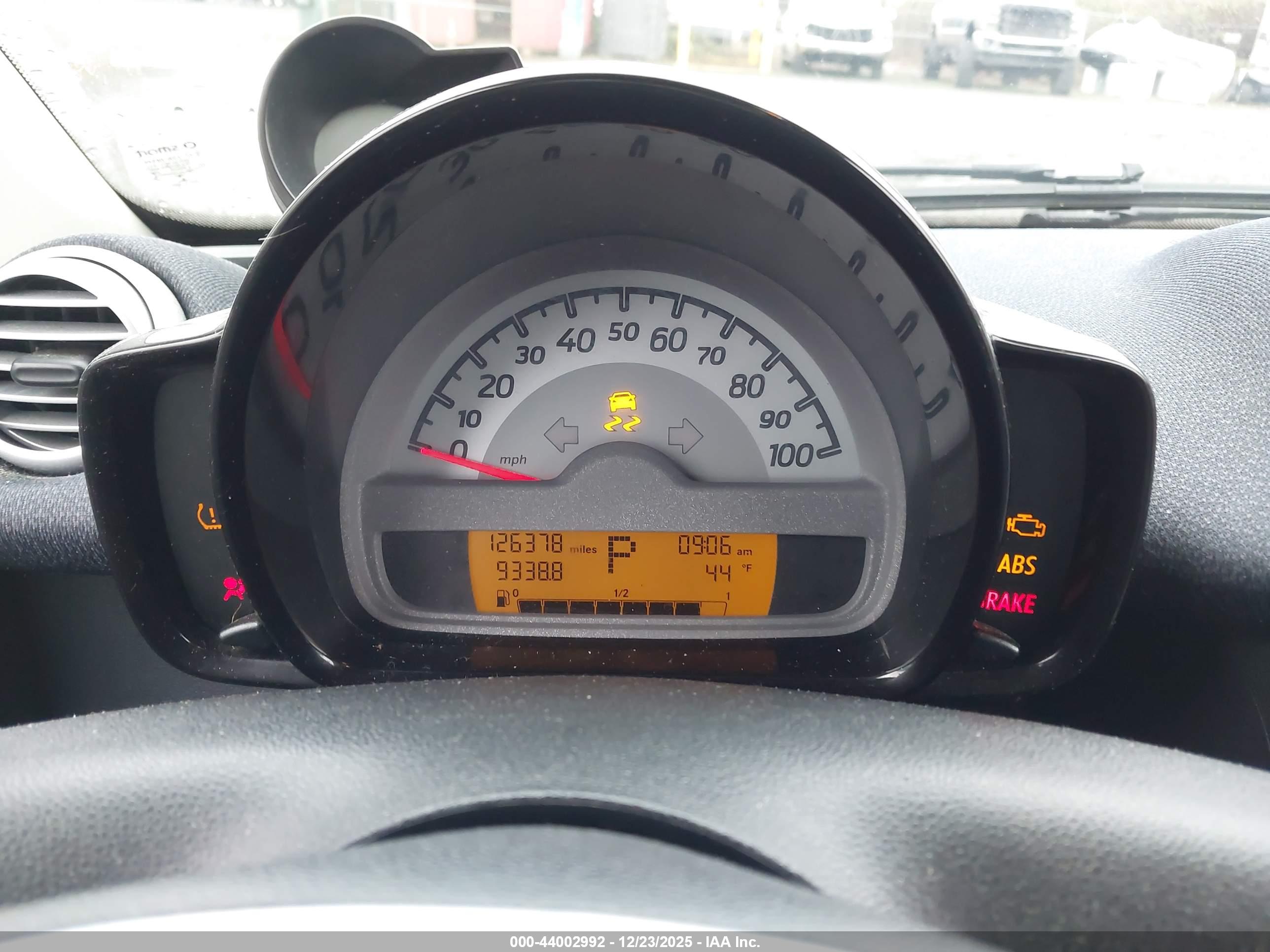 SMART FORTWO image 7