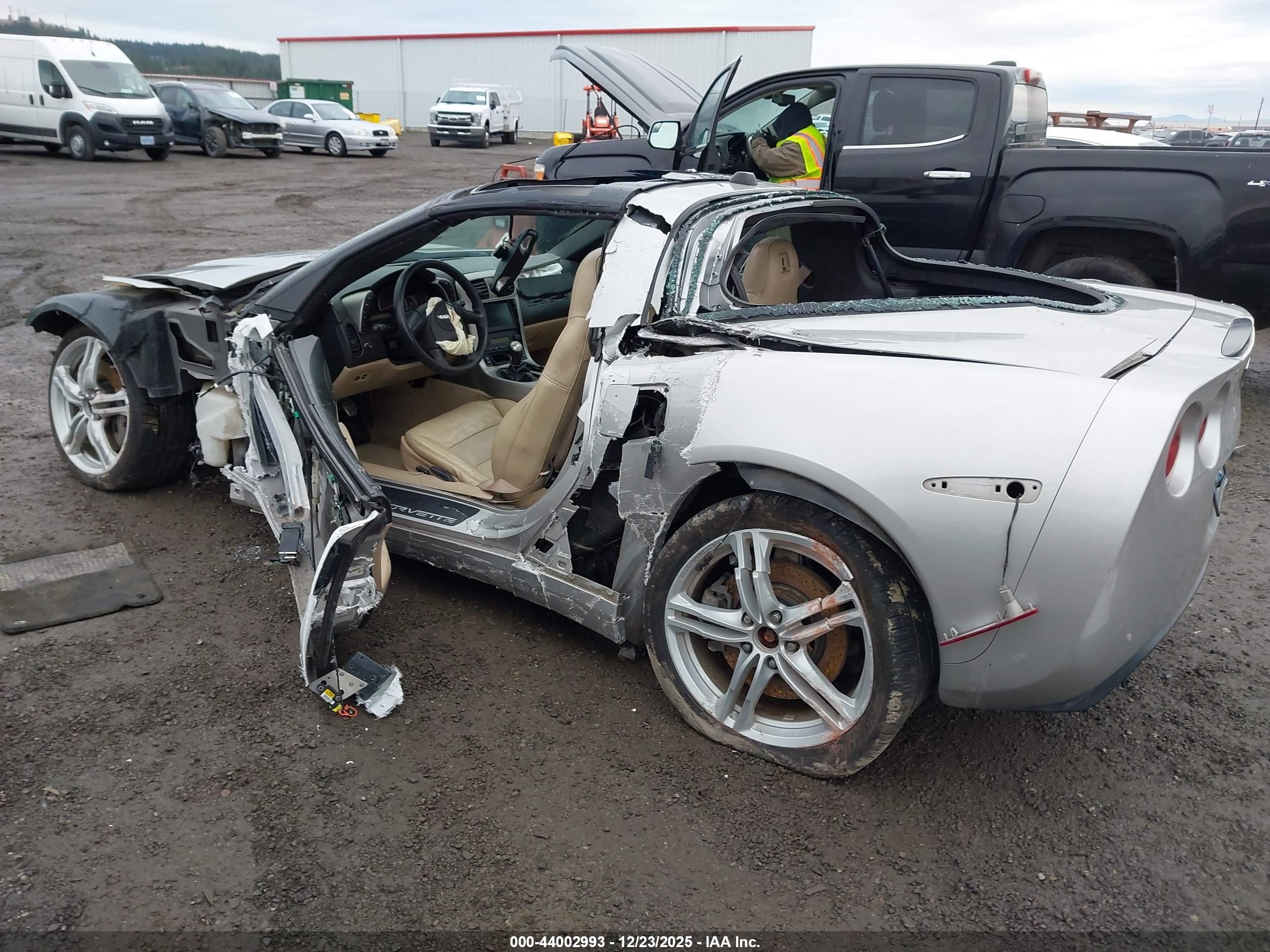 CHEVROLET CORVETTE image 3