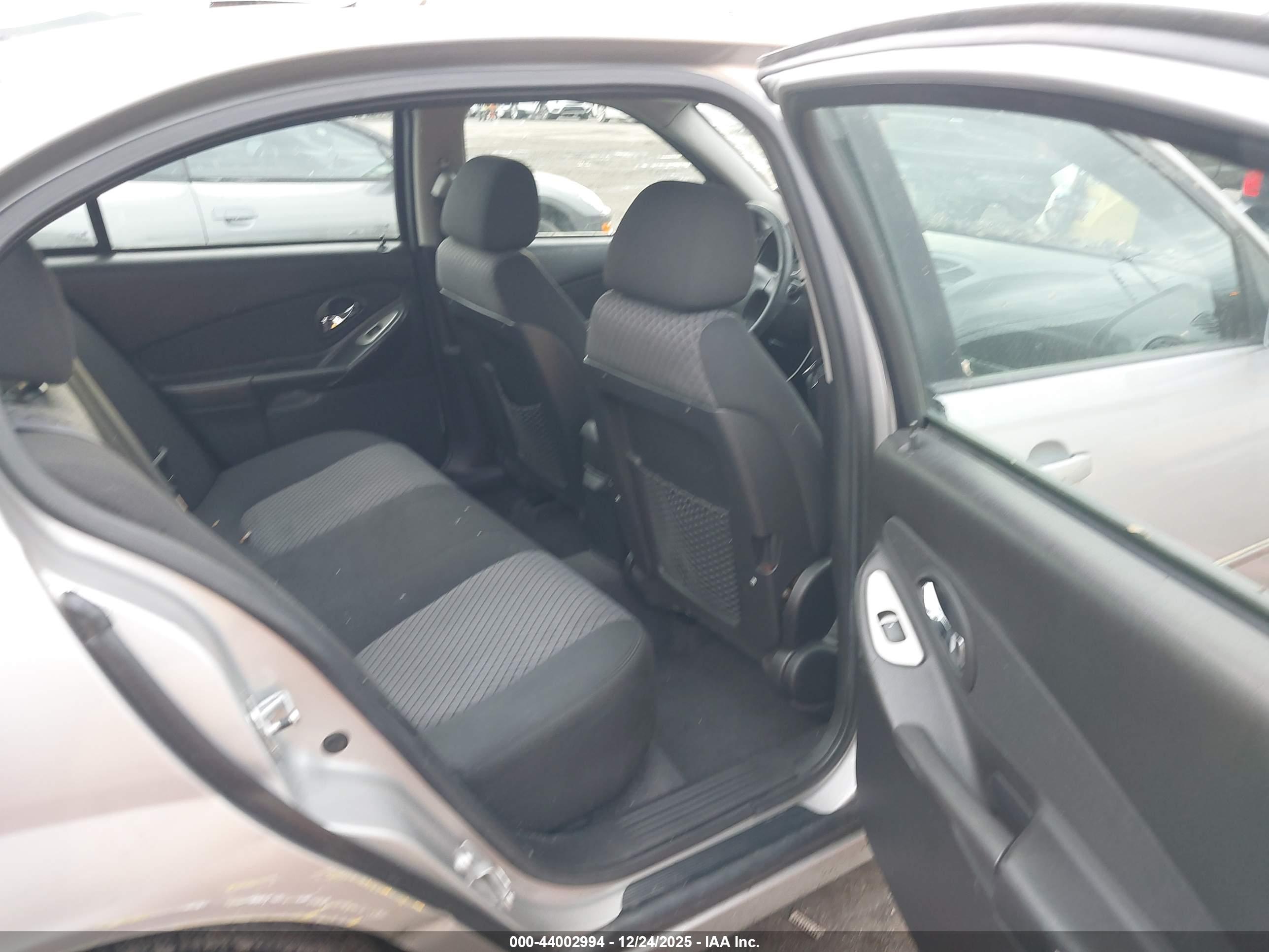 CHEVROLET MALIBU image 8