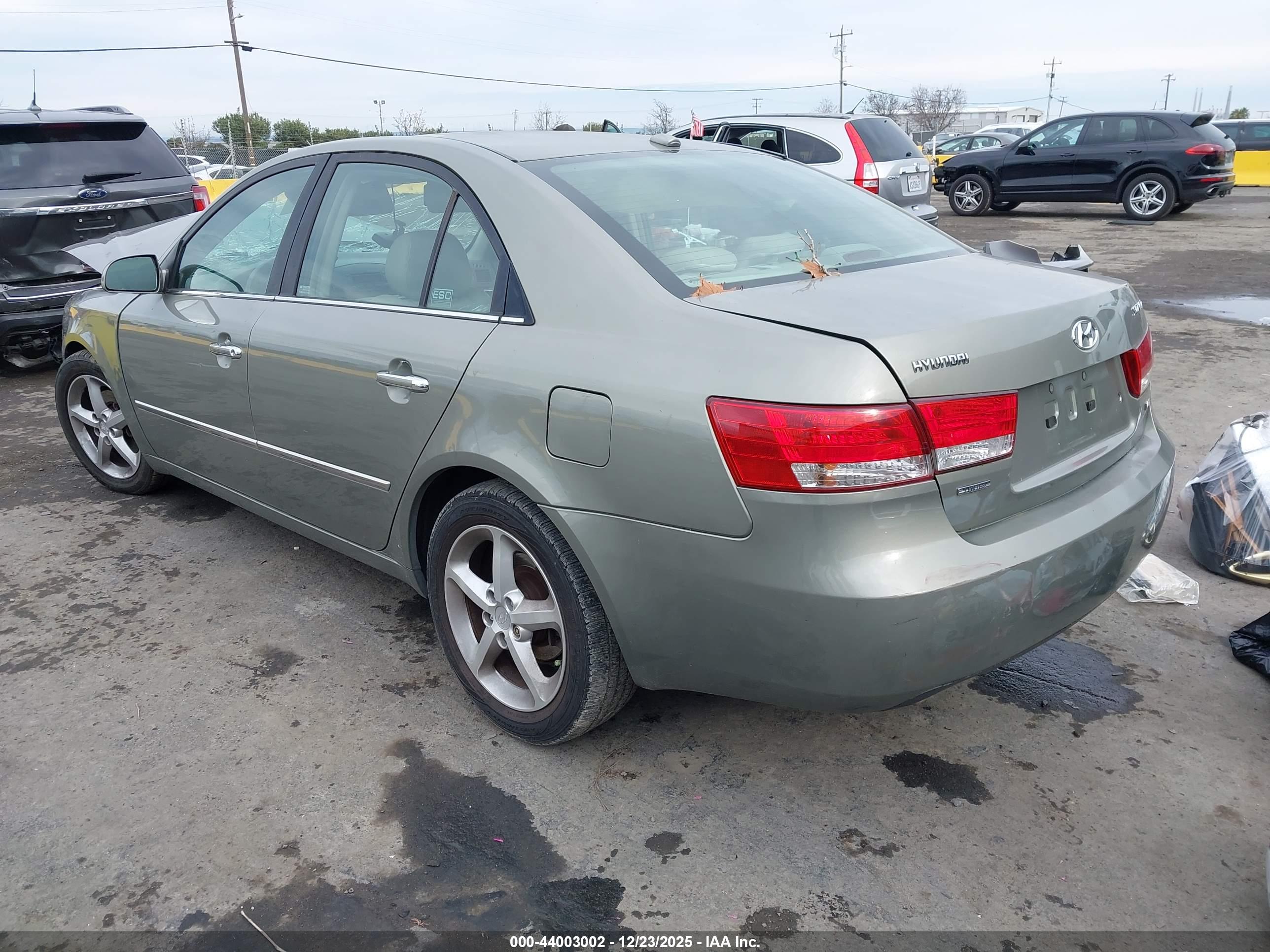 HYUNDAI SONATA image 3