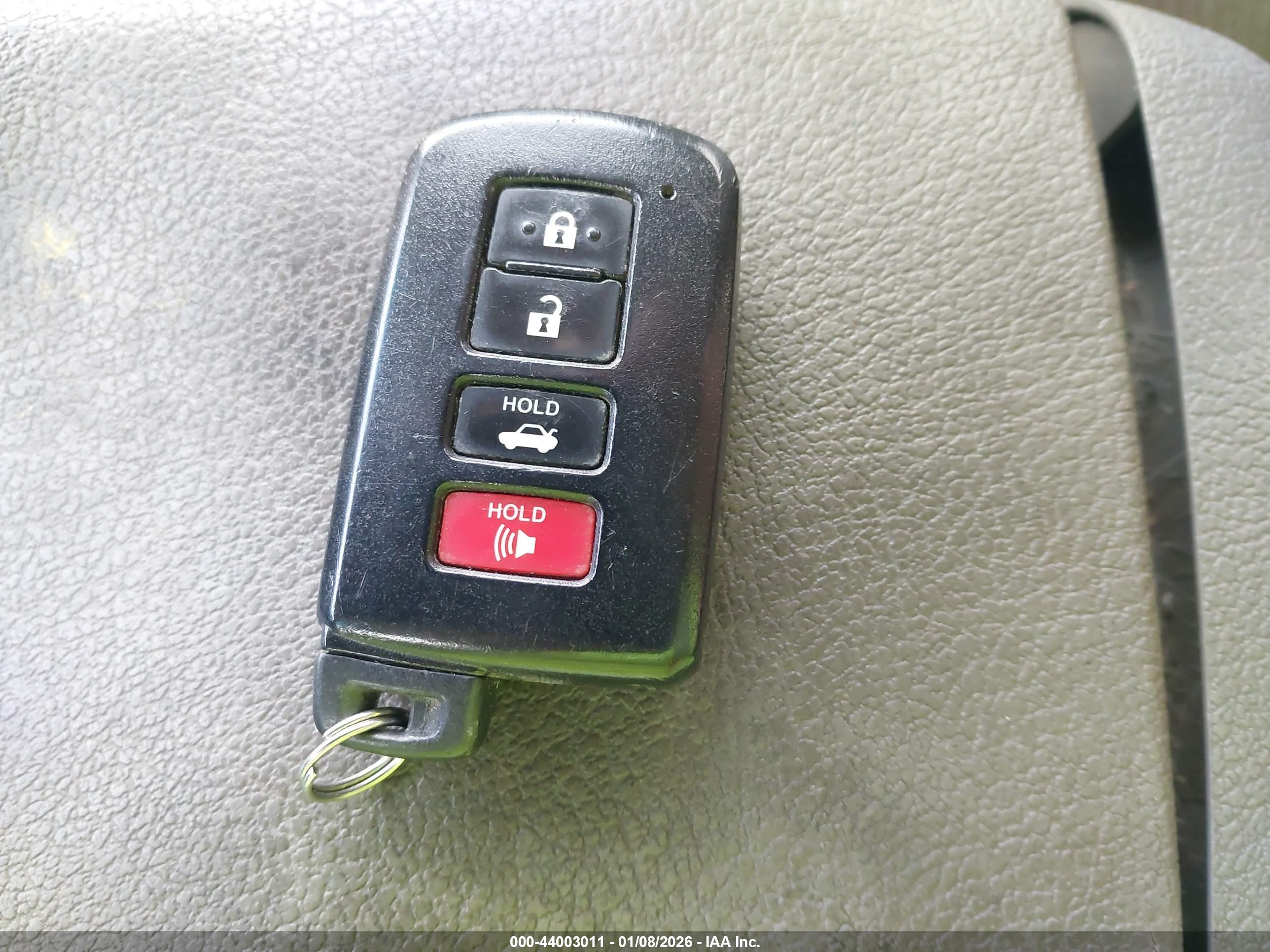 TOYOTA COROLLA image 11